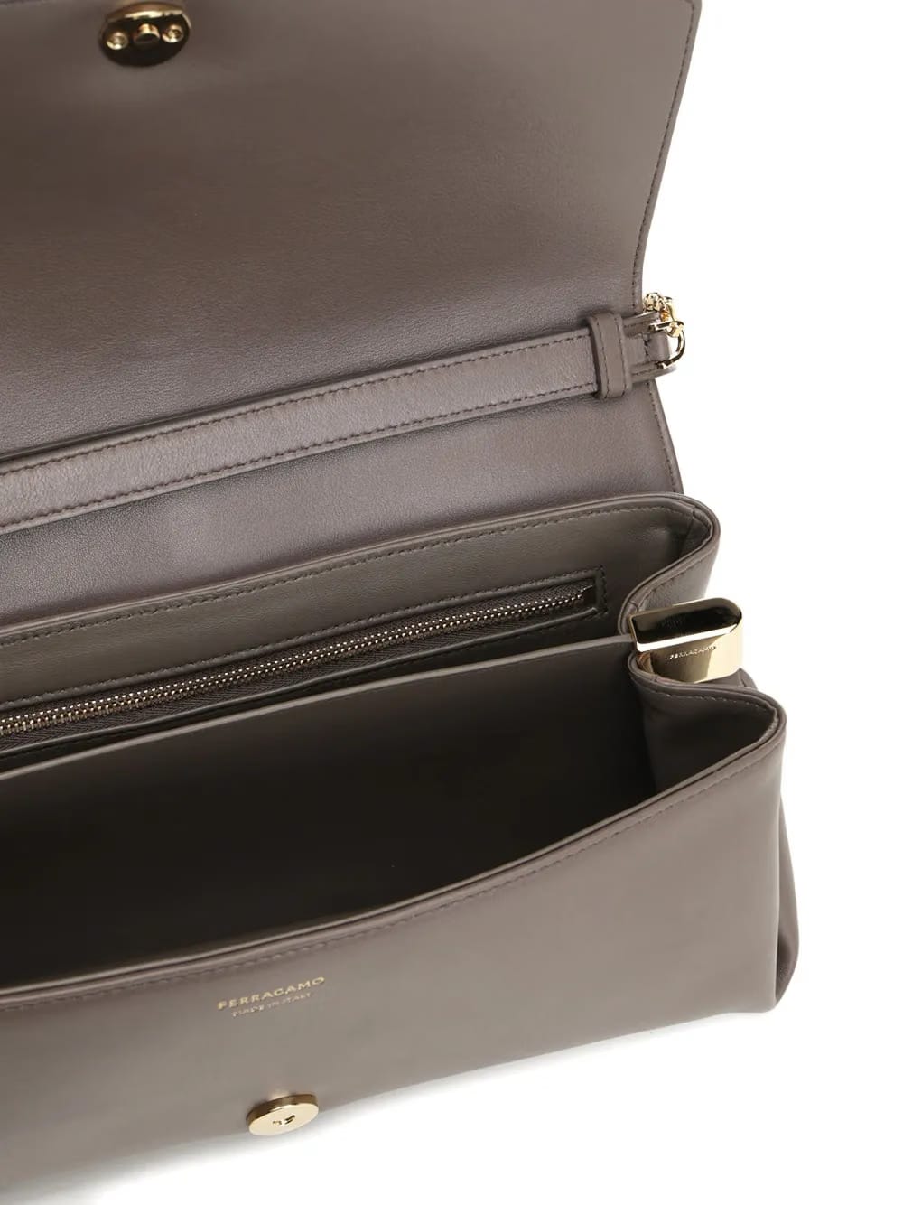 chain-strap flap shoulder bag