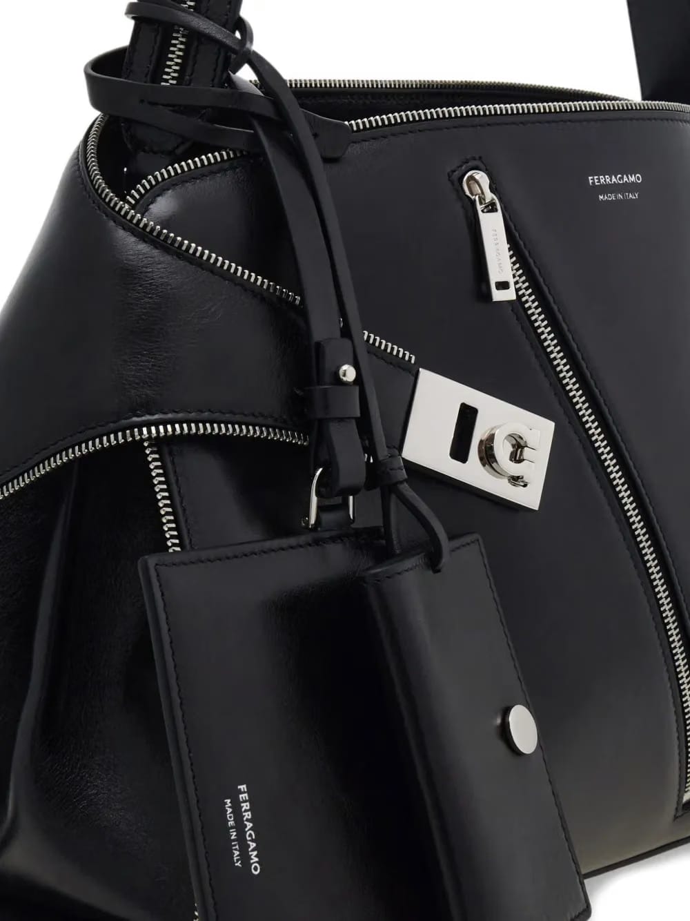 medium Hug Soft zip-detail shoulder bag