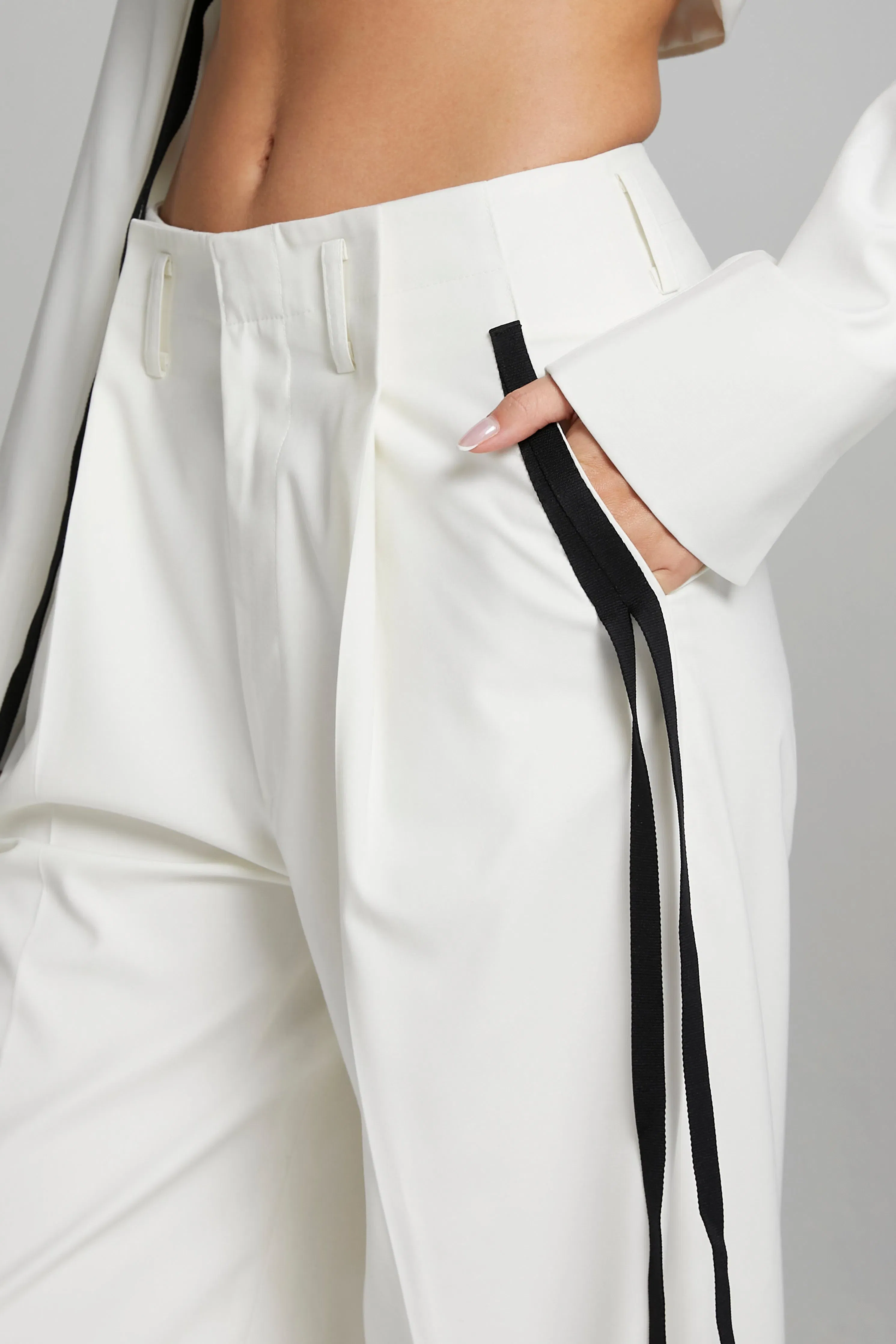 CASHMERE PANTS W/ POCKET LINES