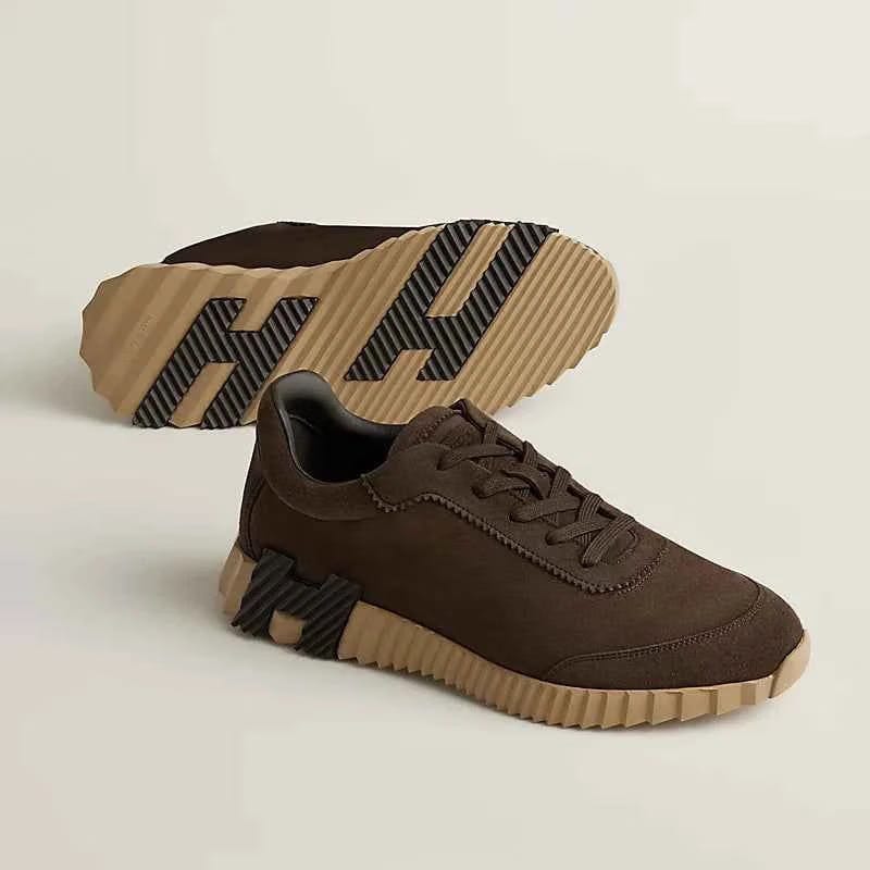Bouncing sneaker
