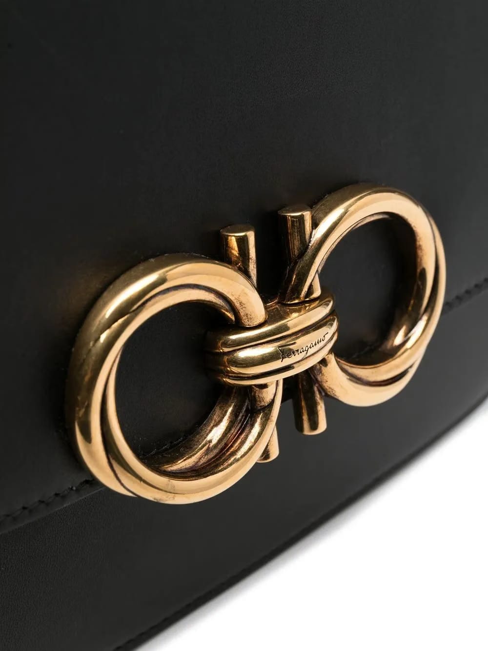 Gancini leather shoulder bag