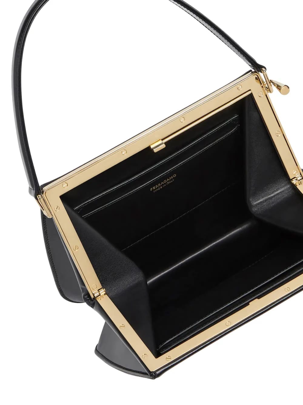 Semi-rigid leather bag