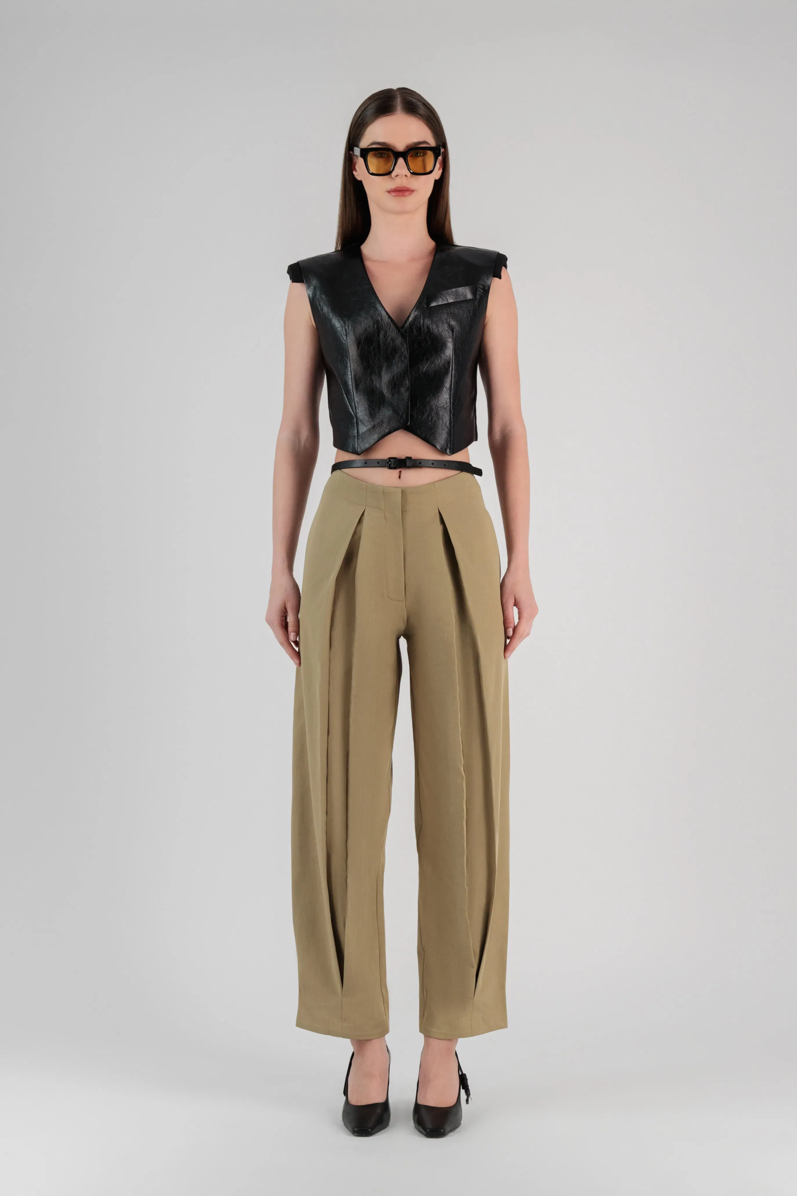 VEGAN LEATHER CROP VEST W/ SHOULDER PADS