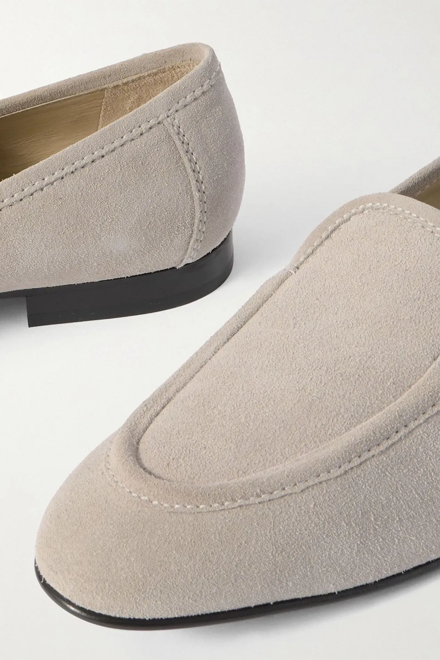 Le Monde Beryl Suede Loafers Stone Women's