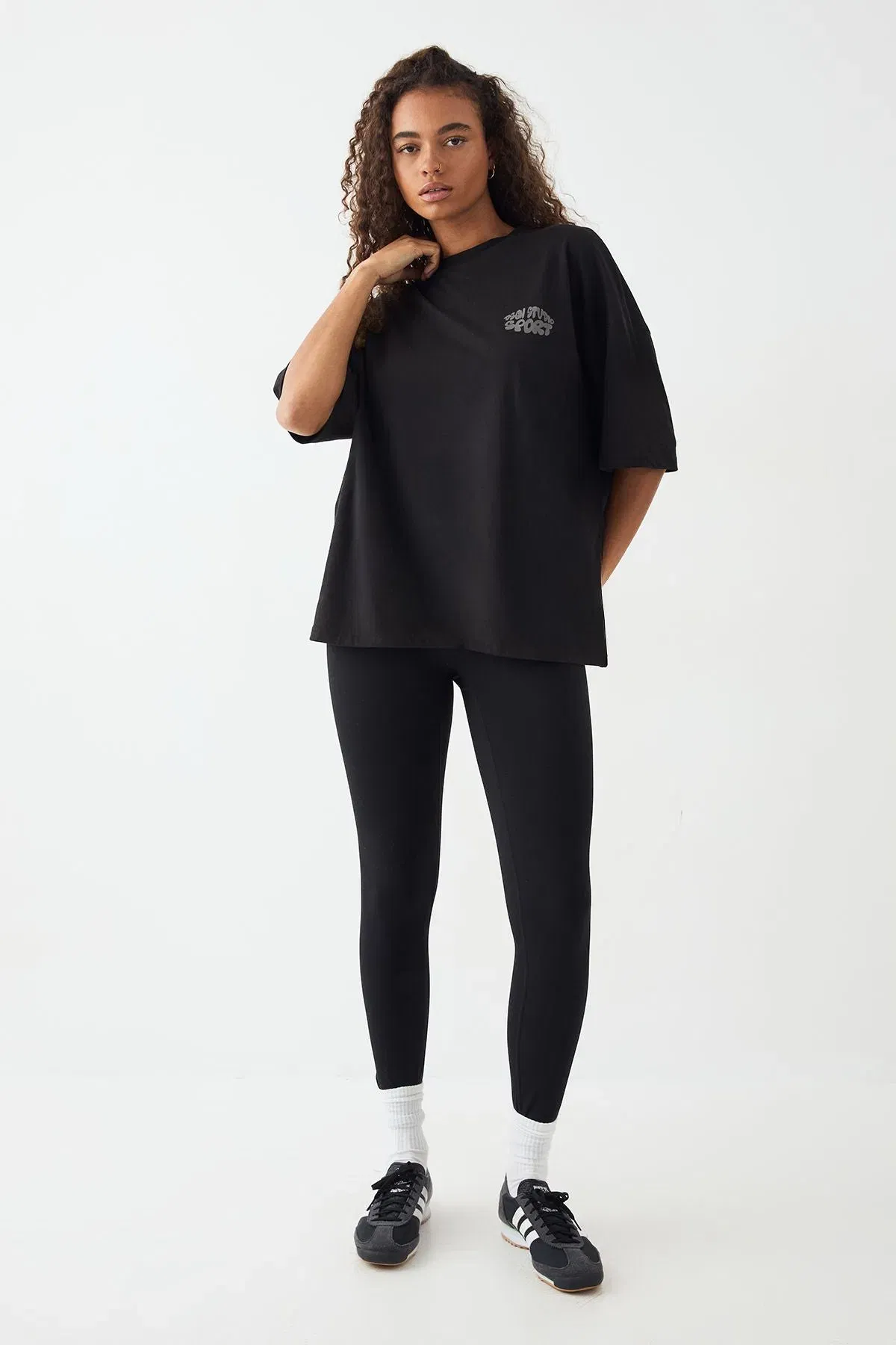 DSGN Studio Sport Printed Oversized T-Shirt