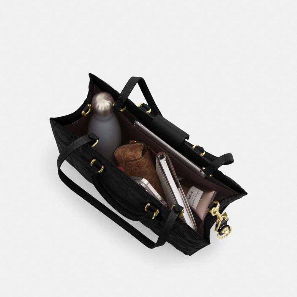 Maggie Tote Bag In Signature Leather