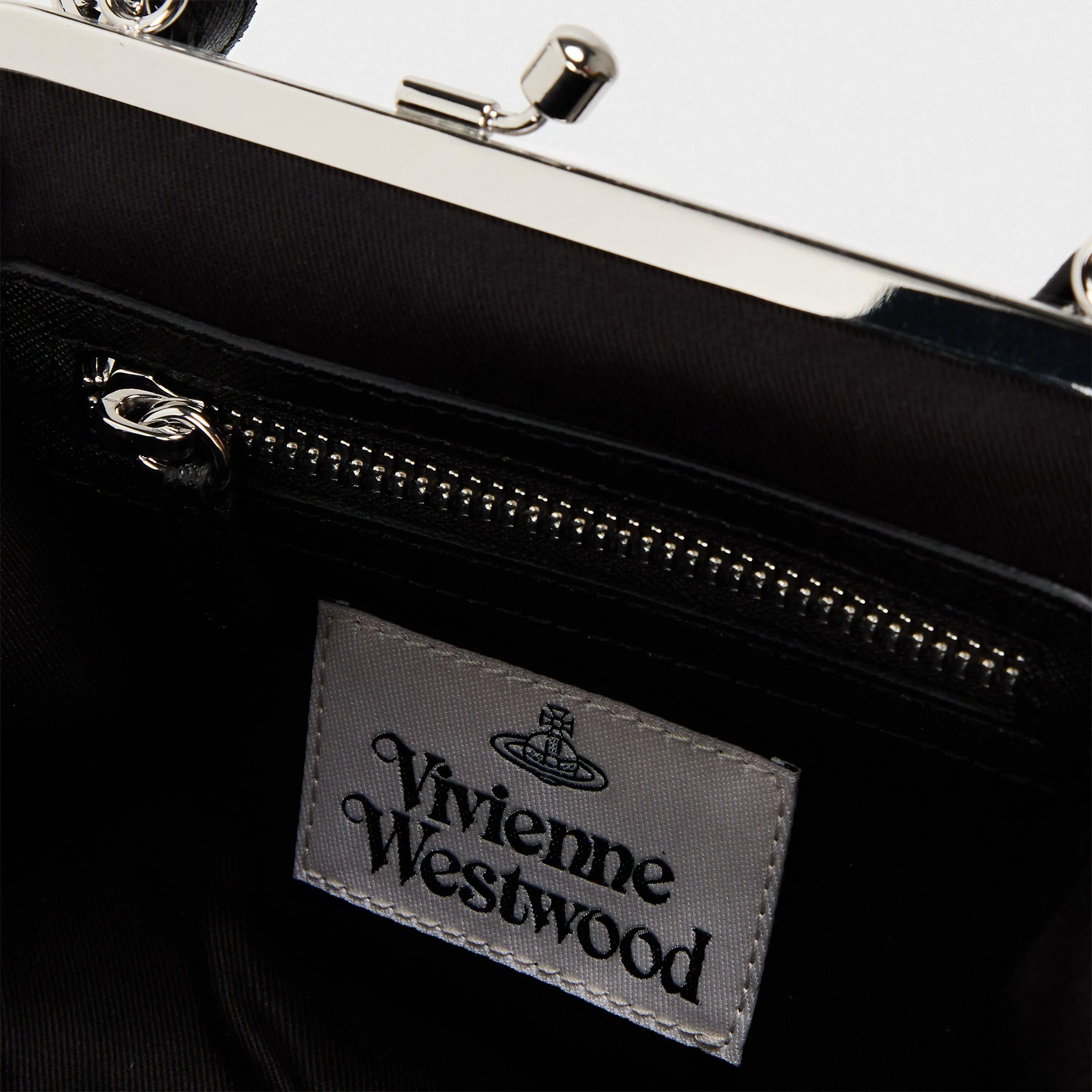 Viv Grny Frame Shoulder Bag