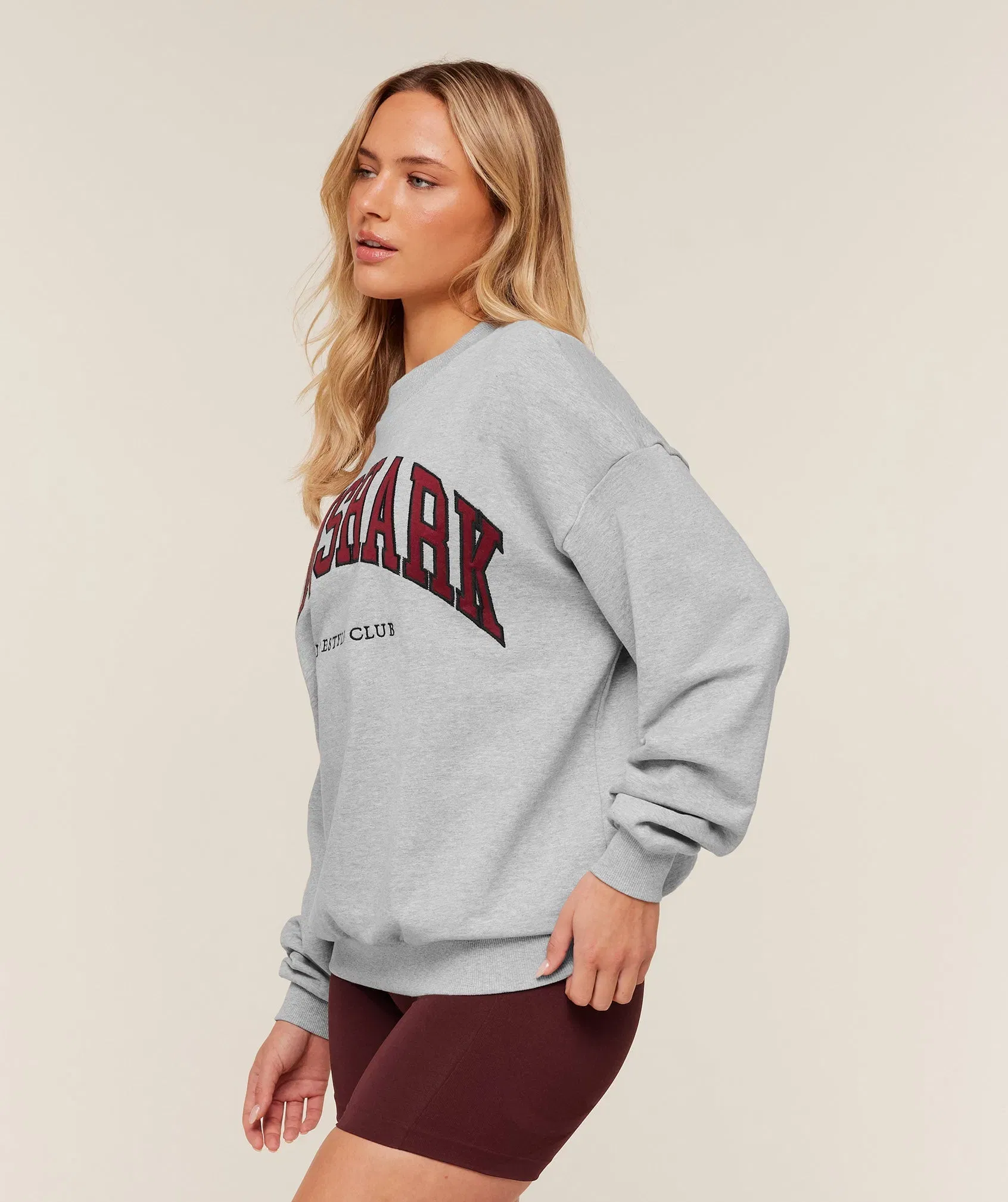 Gymshark Collegiate Graphic Crew Neck Pullover - Light Grey Core Marl/GS Sets Red