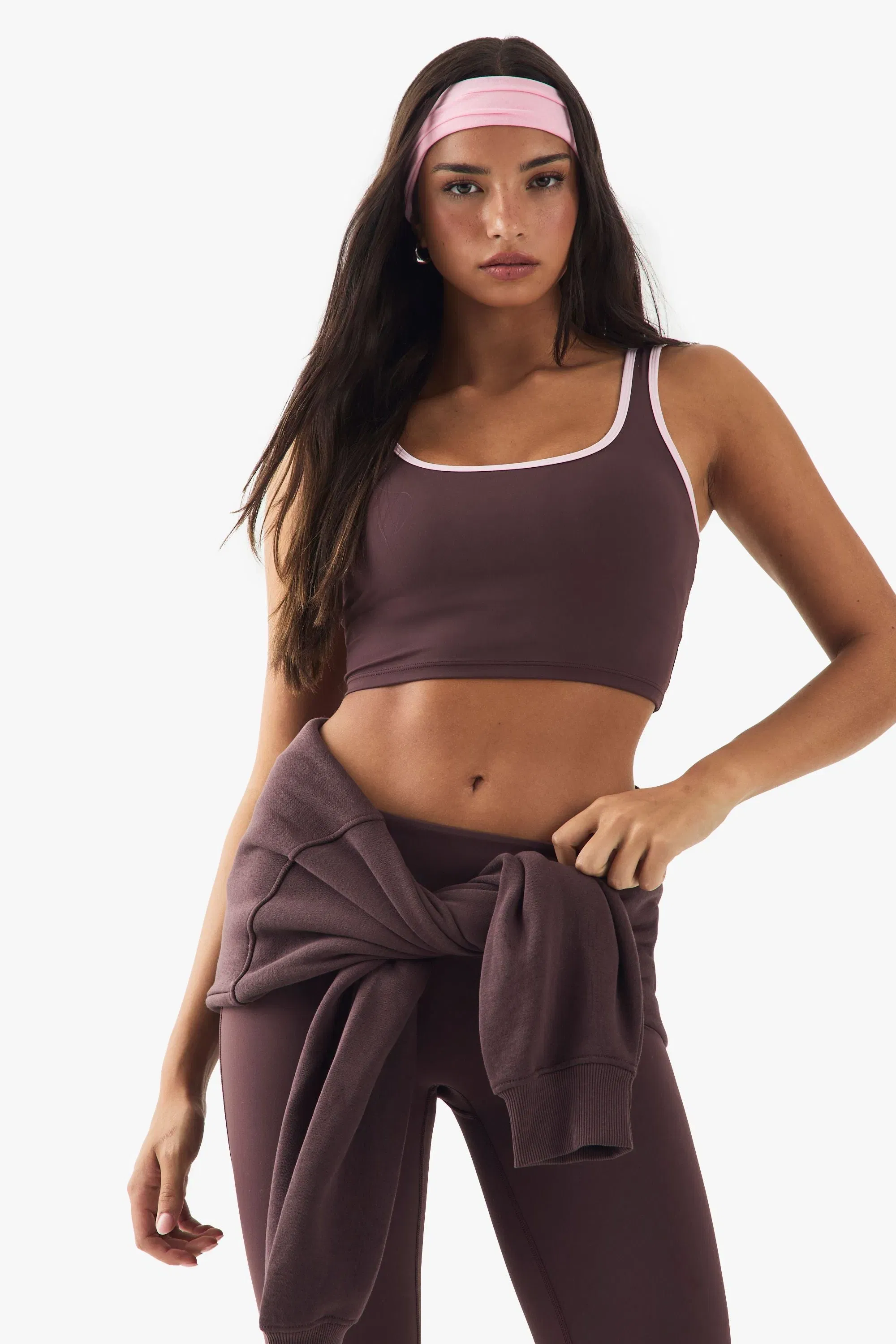 DSGN Studio Sports Ultra Sculpt Contrast Piping Padded Sports Bra