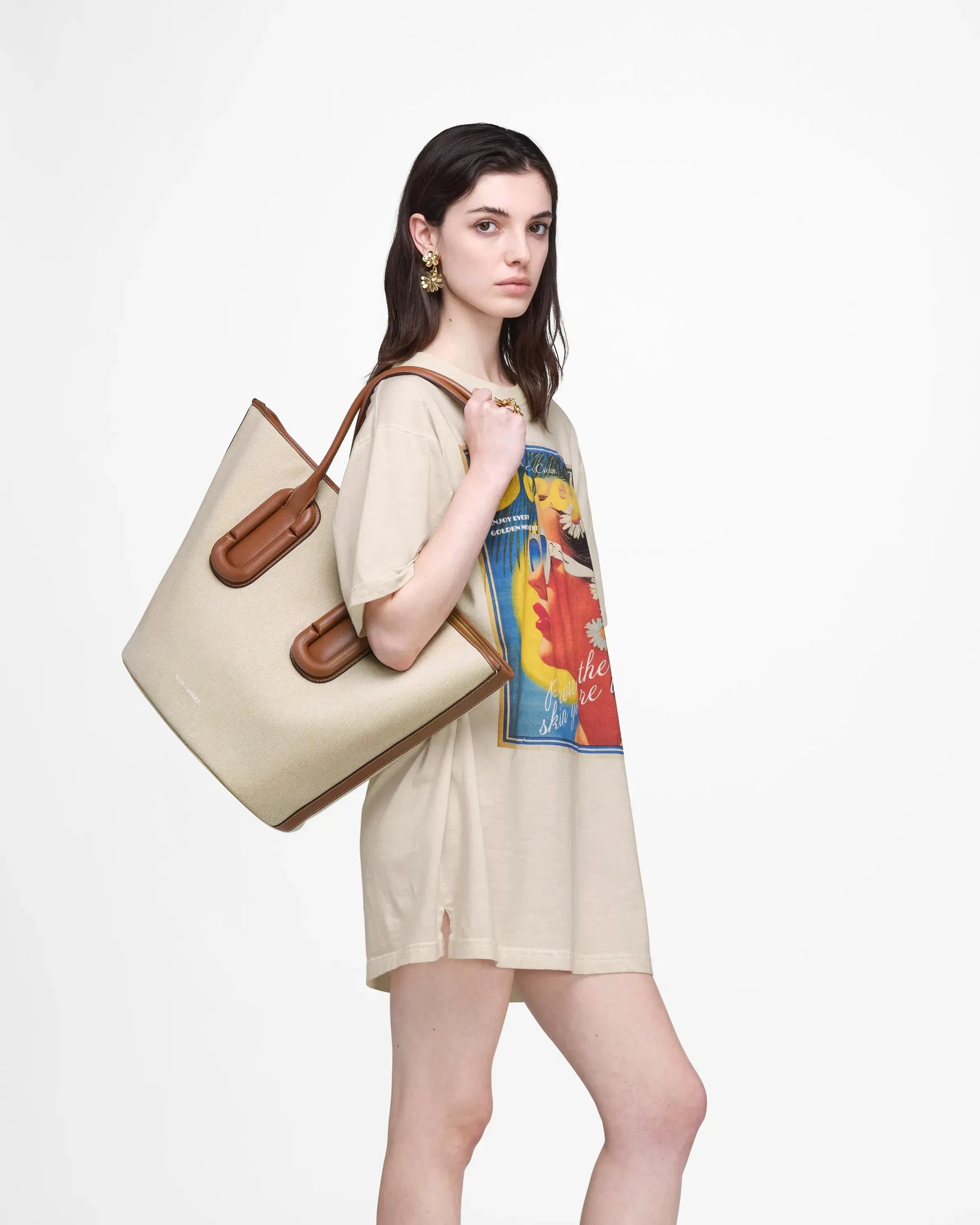 Babe Tote In Canvas