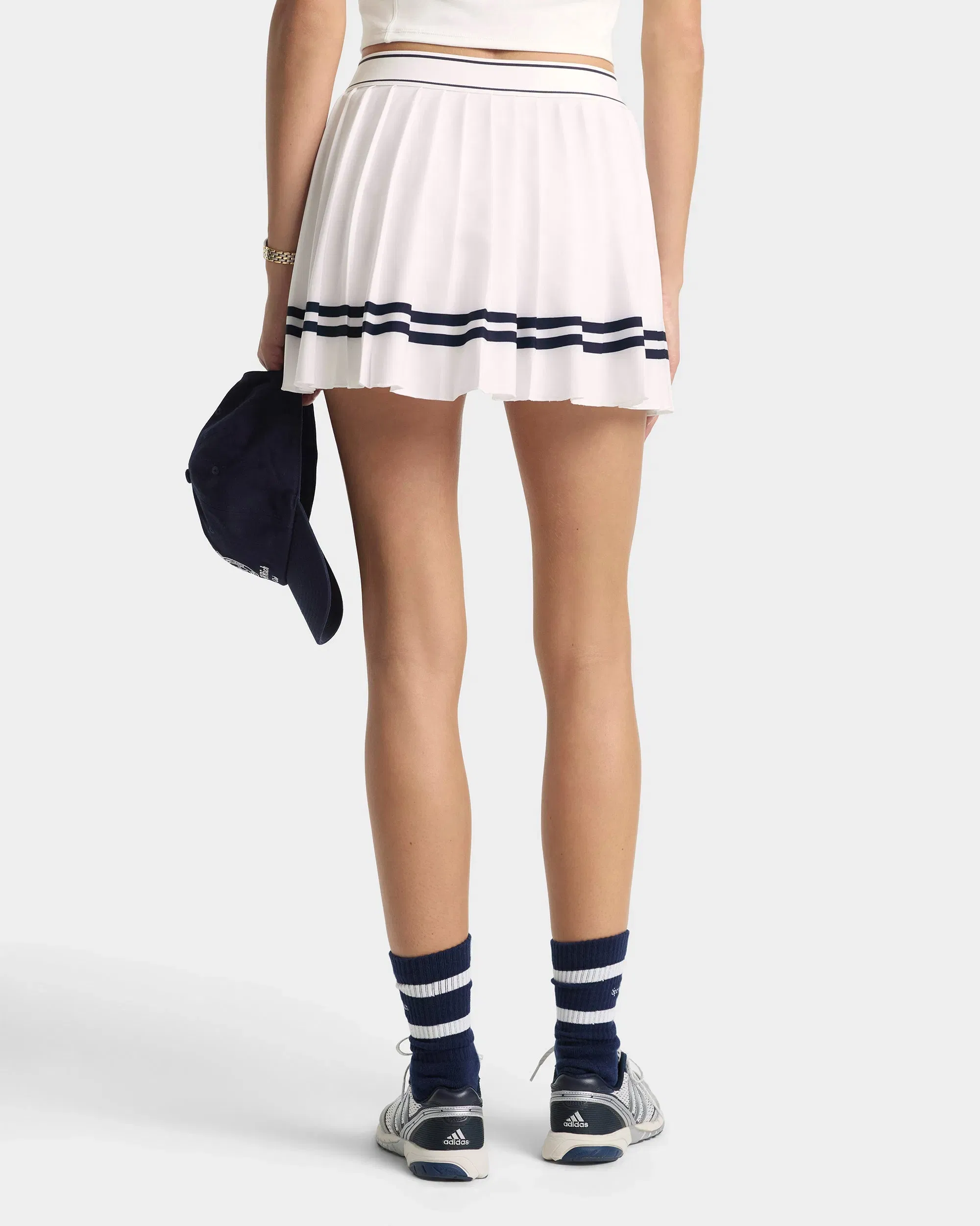 Serif Logo Pleated Skirt - White/Navy