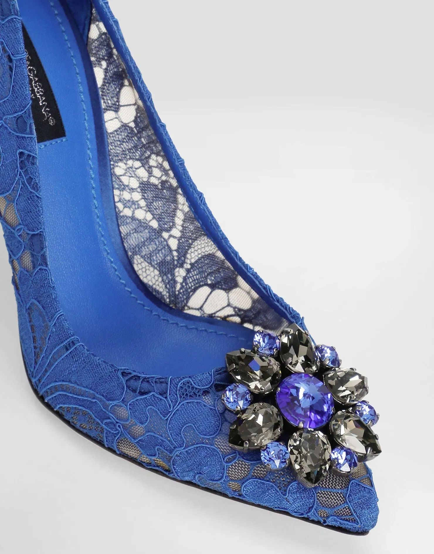Lace rainbow pumps with brooch detailing