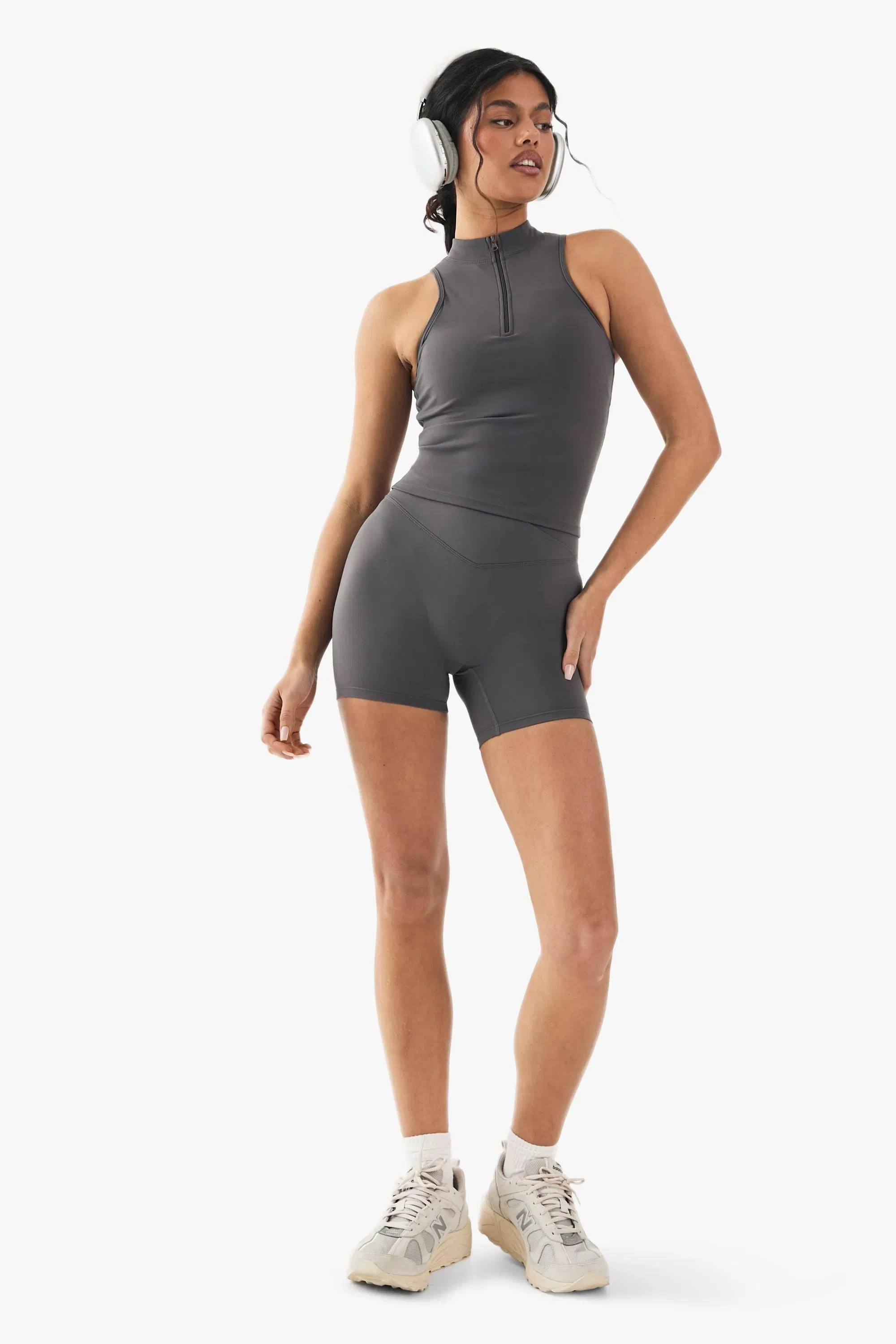 DSGN Studio Ultra Sculpt Padded Zip Racer Sports Bra