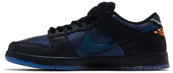 Bluetile x Nike SB Dunk 'Black Marina White'