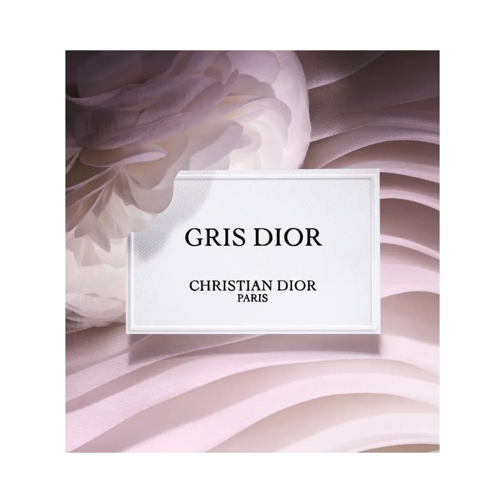 Gris Dior Eau De Parfum - Woody Floral Notes