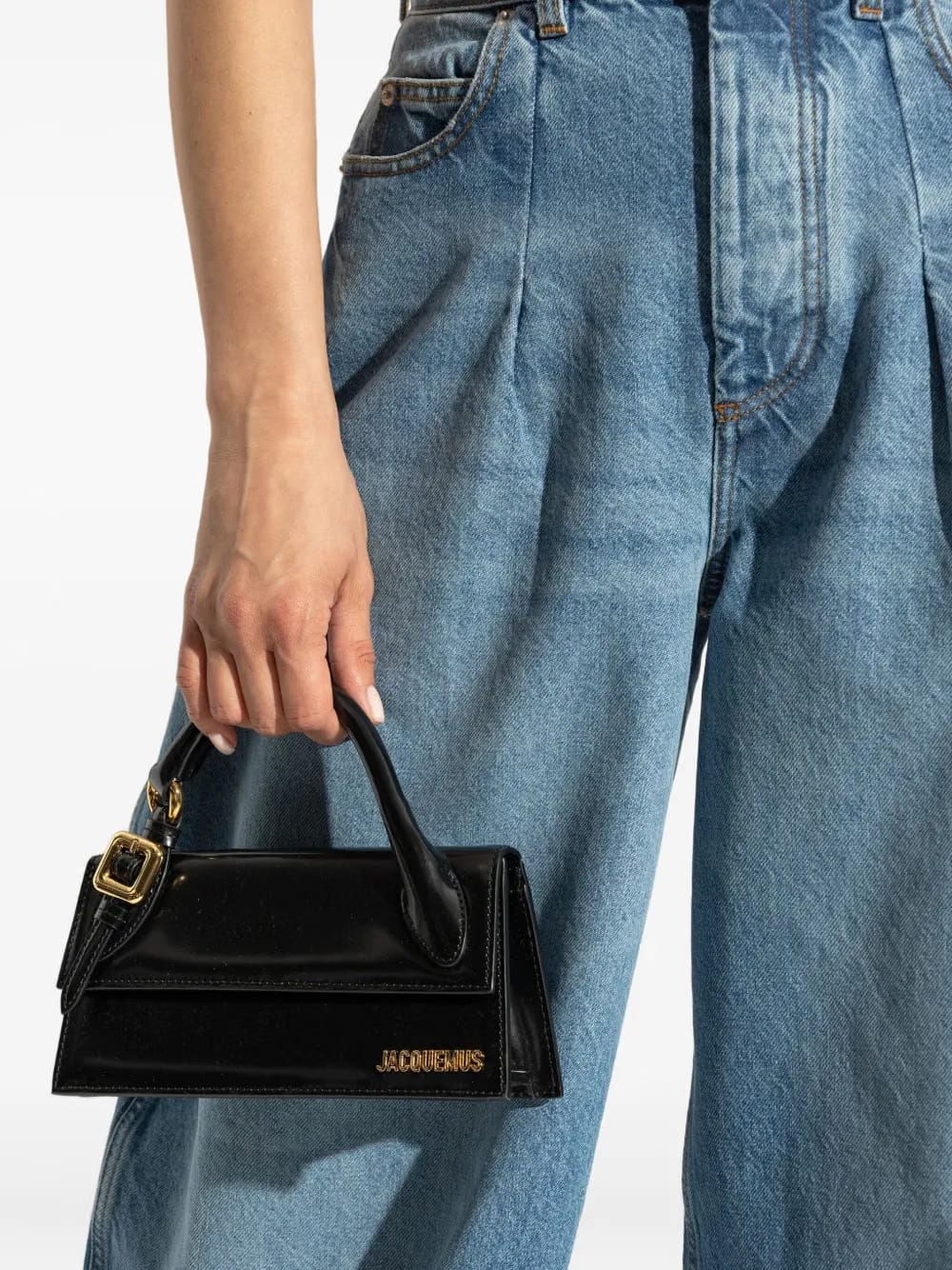 The Elongated Chiquito leather tote bag