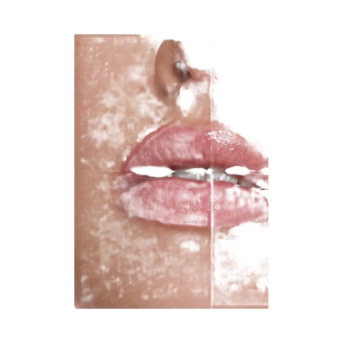 Kylie Lip Oil Strawberry