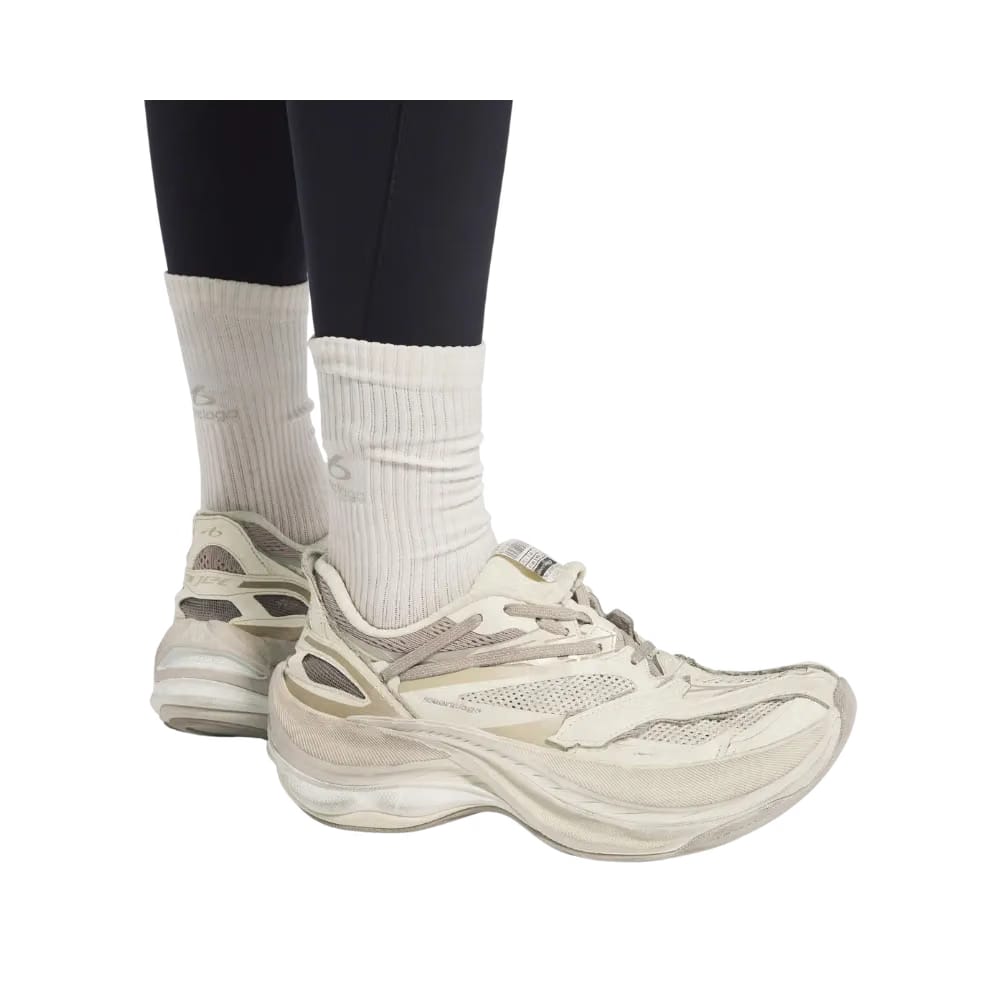 Balenciaga Jet Sneaker In Eggshell
