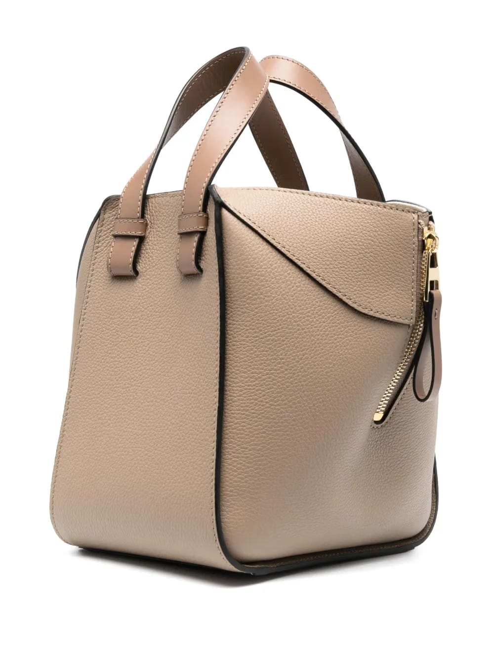 Hammock grained shoulder bag
