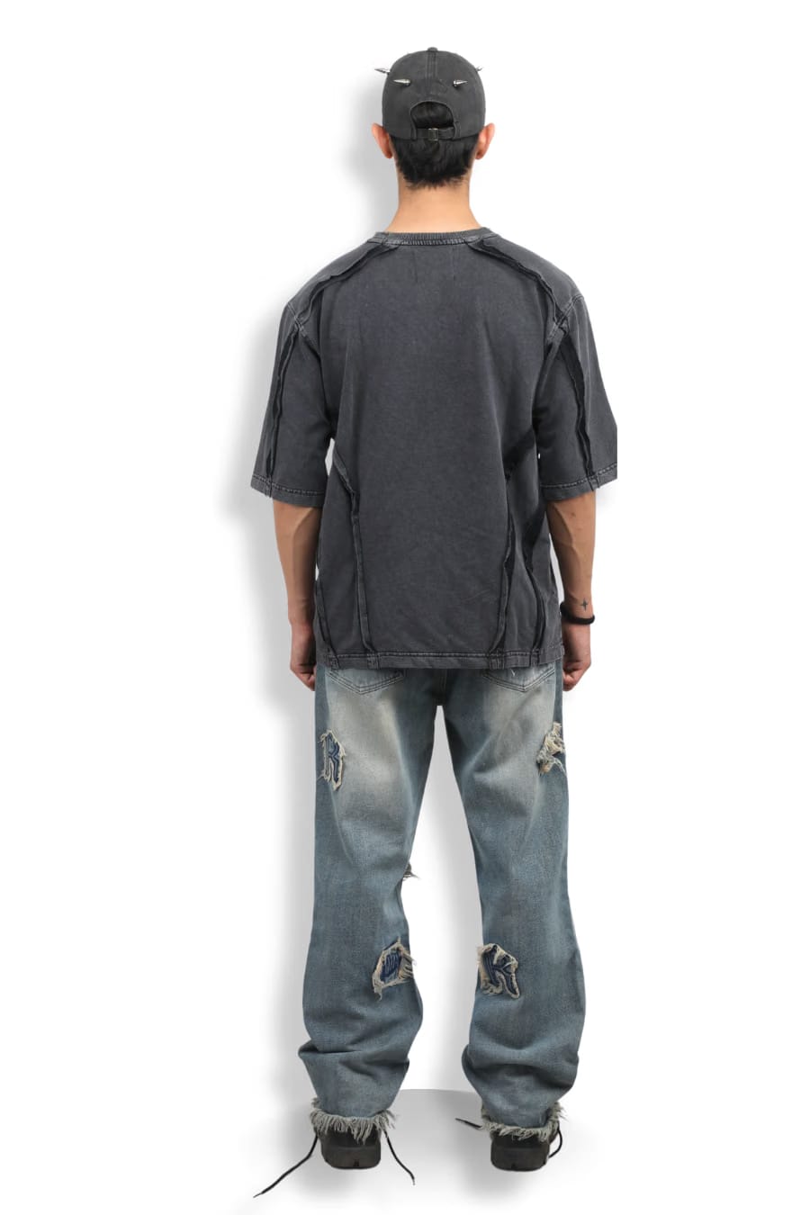 Scarstitch T-Shirt - Charcoal black