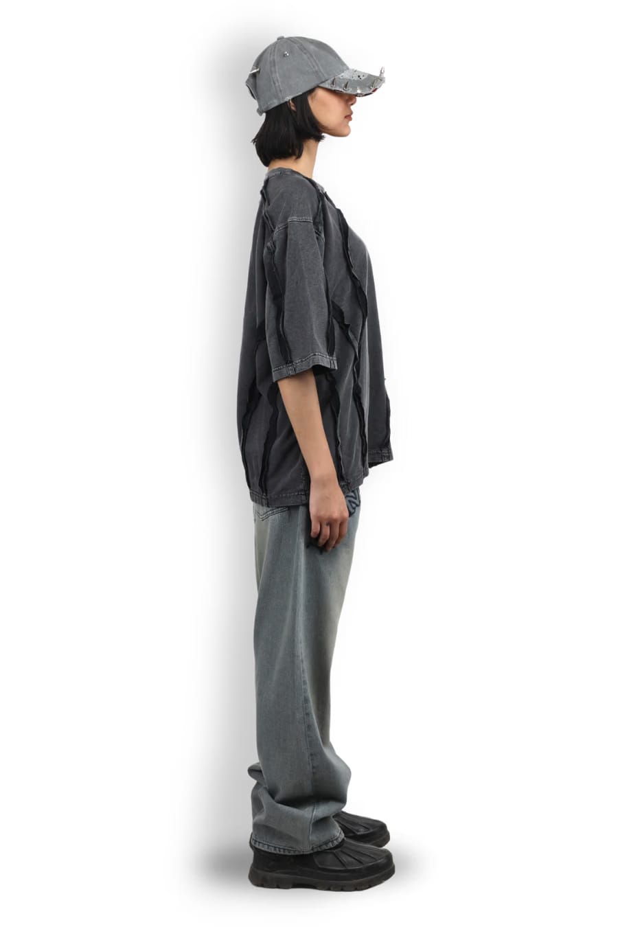 Scarstitch T-Shirt - Charcoal black