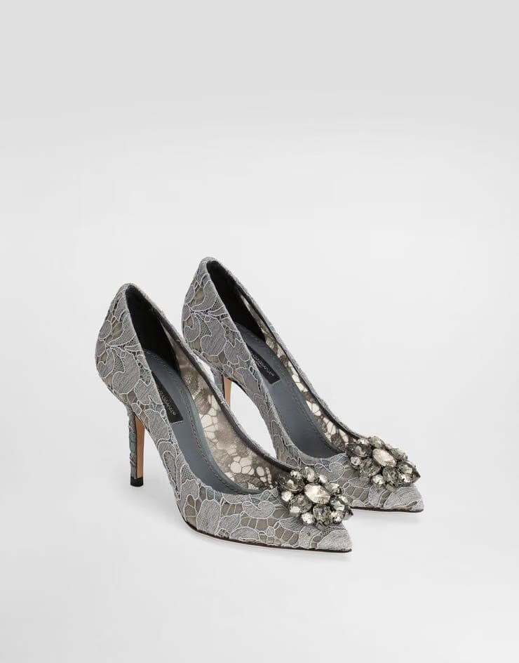 Pump in Taormina lace with crystals