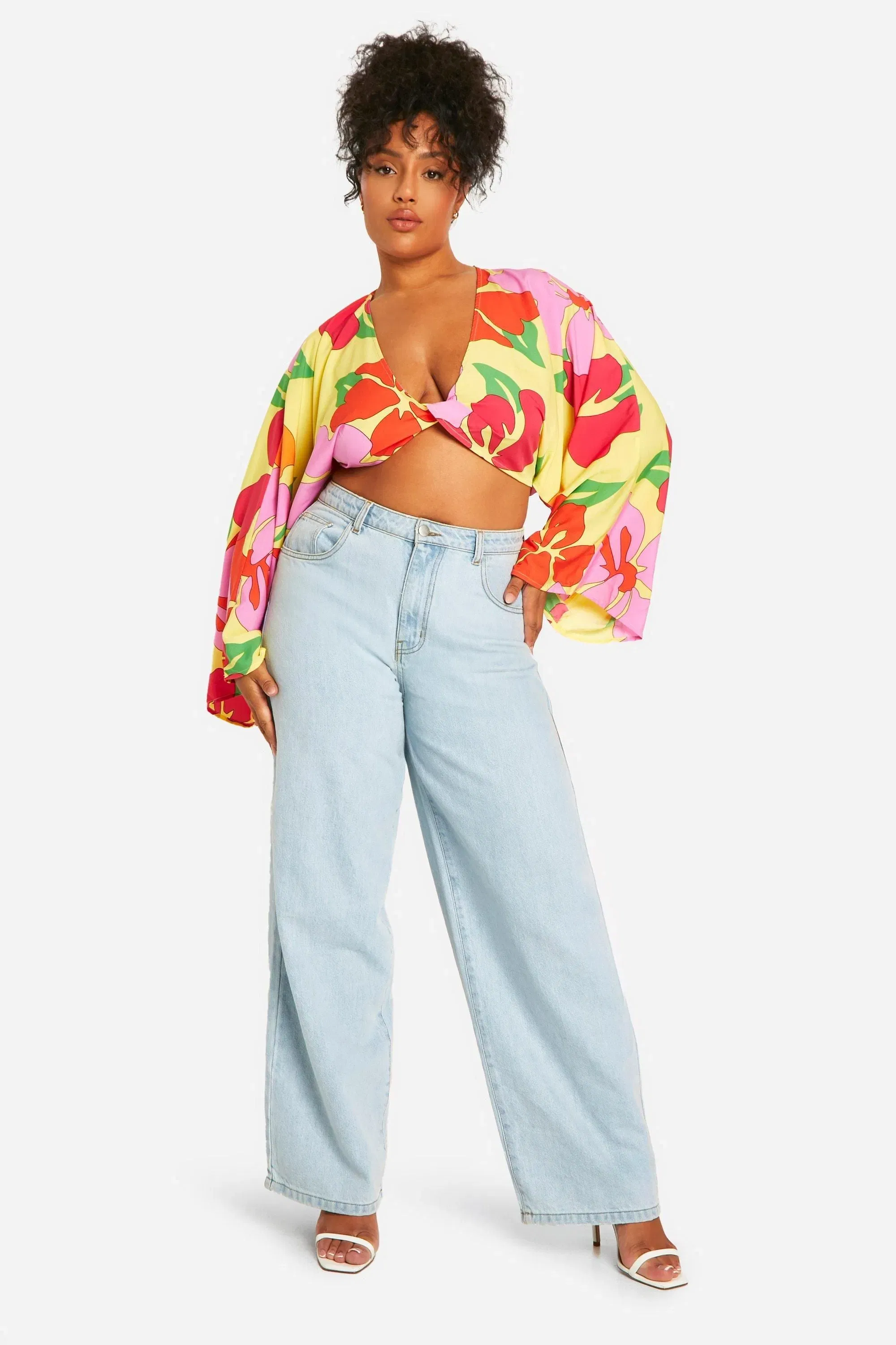 Plus Floral Twist Long Sleeve Crop Top