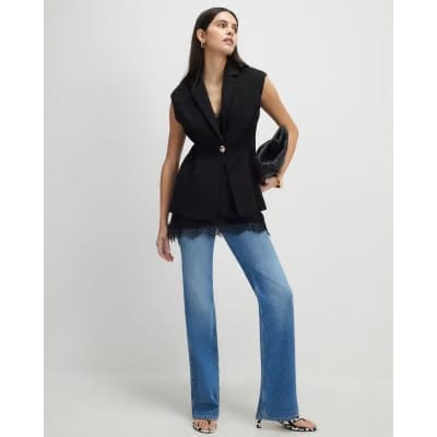 Black Sleeveless Cinched Waist Blazer