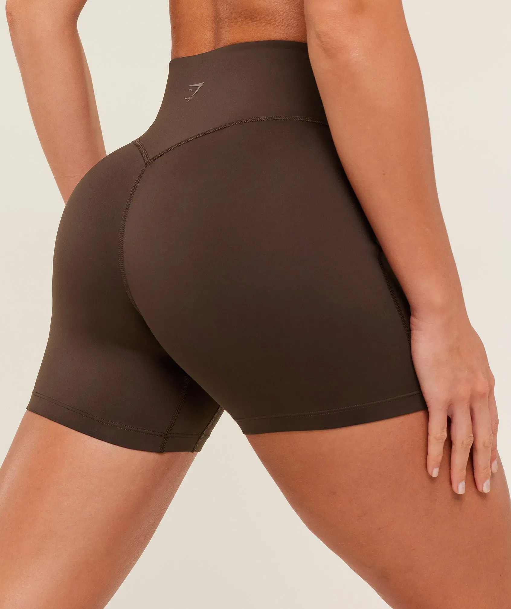 Gymshark Flow Bodyfit Short - Archive Brown