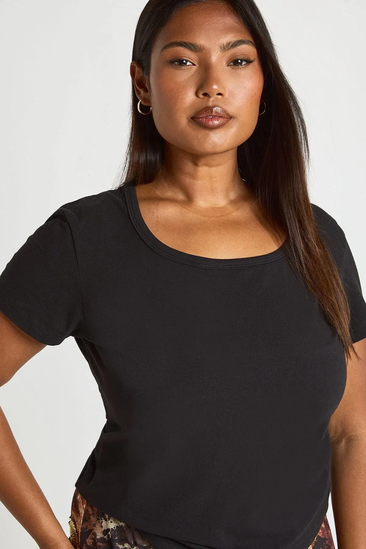 Plus Basic Square Neck Short Sleeve Top