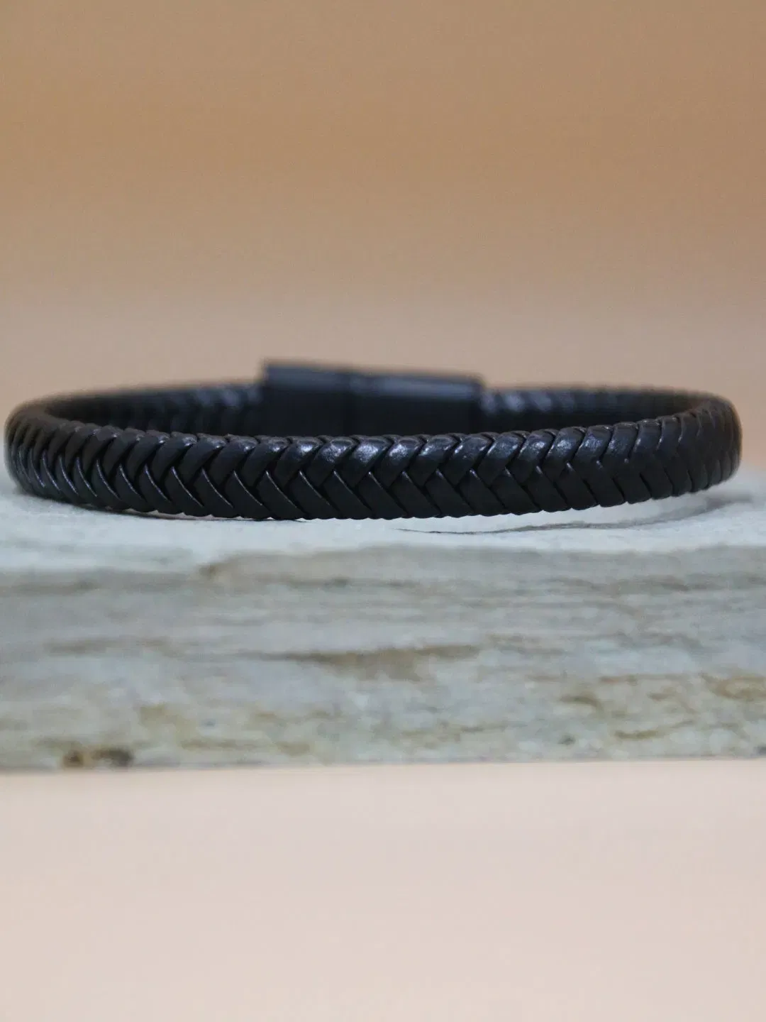 BLACK FUSION BRACELET FOR MEN