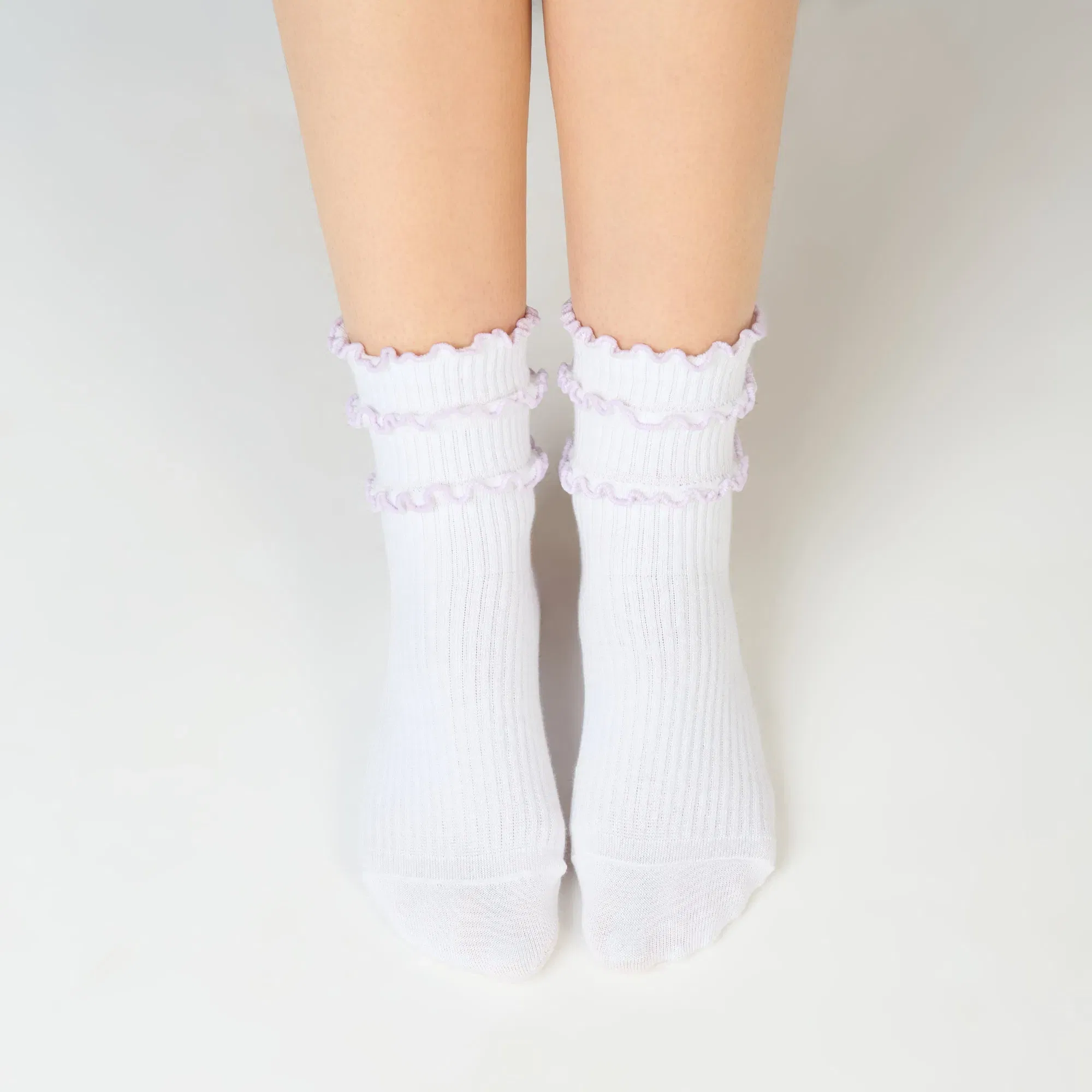 Women’s Frilled High Ankle Socks