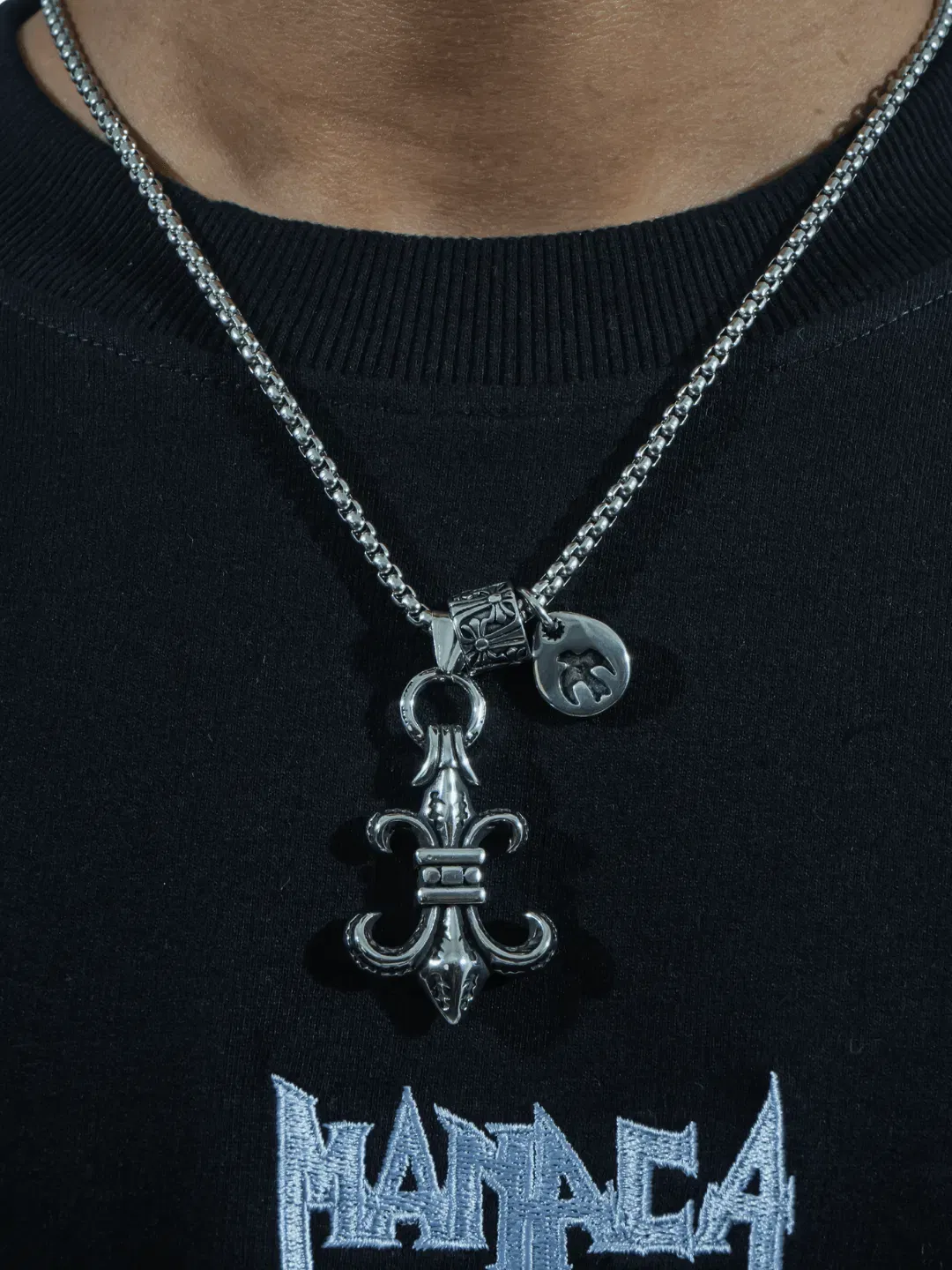 Midnight Monarchy Chain Pendant