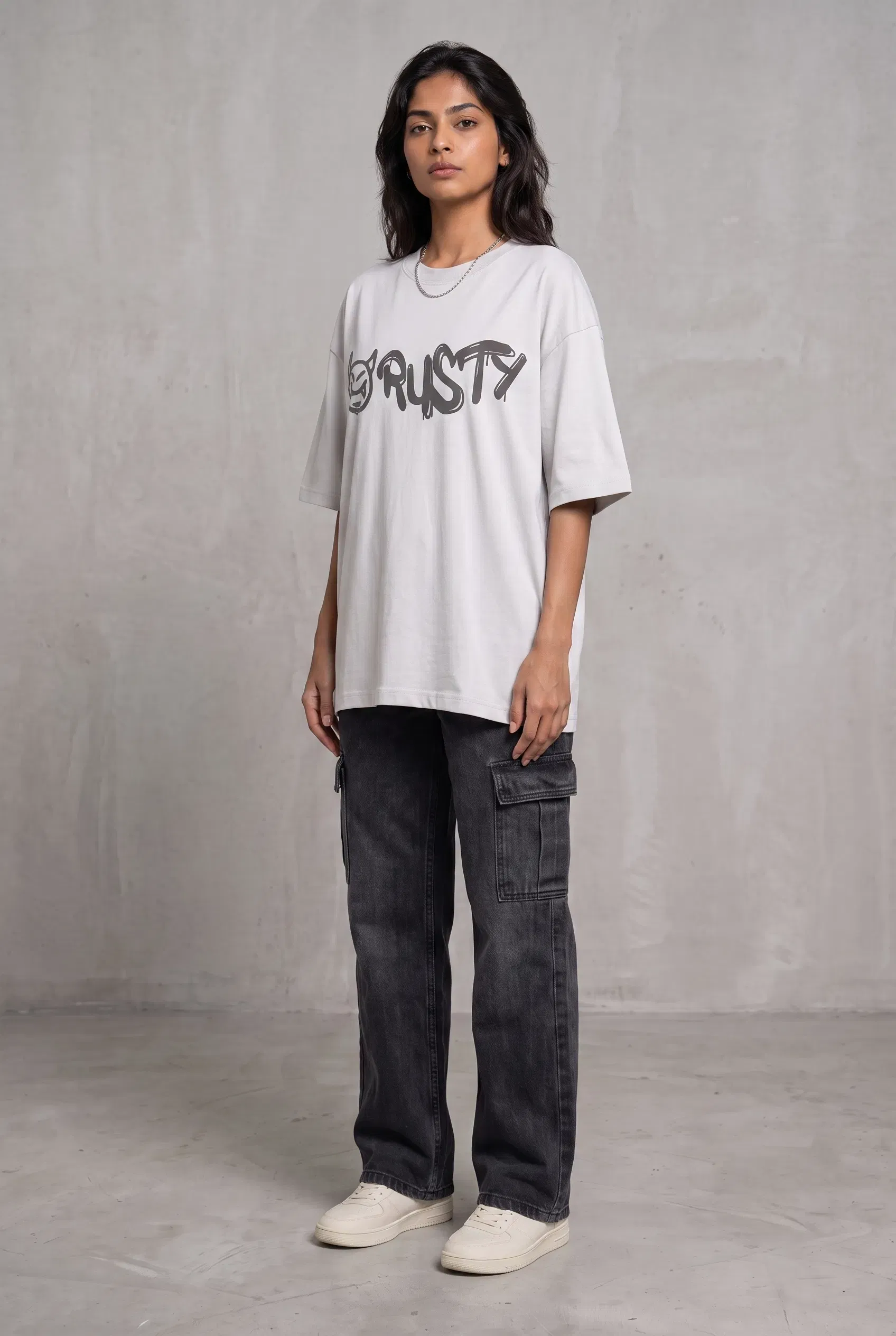 RUST GRAFFITI GREY WOMEN’S OVERSIZED T-SHIRT