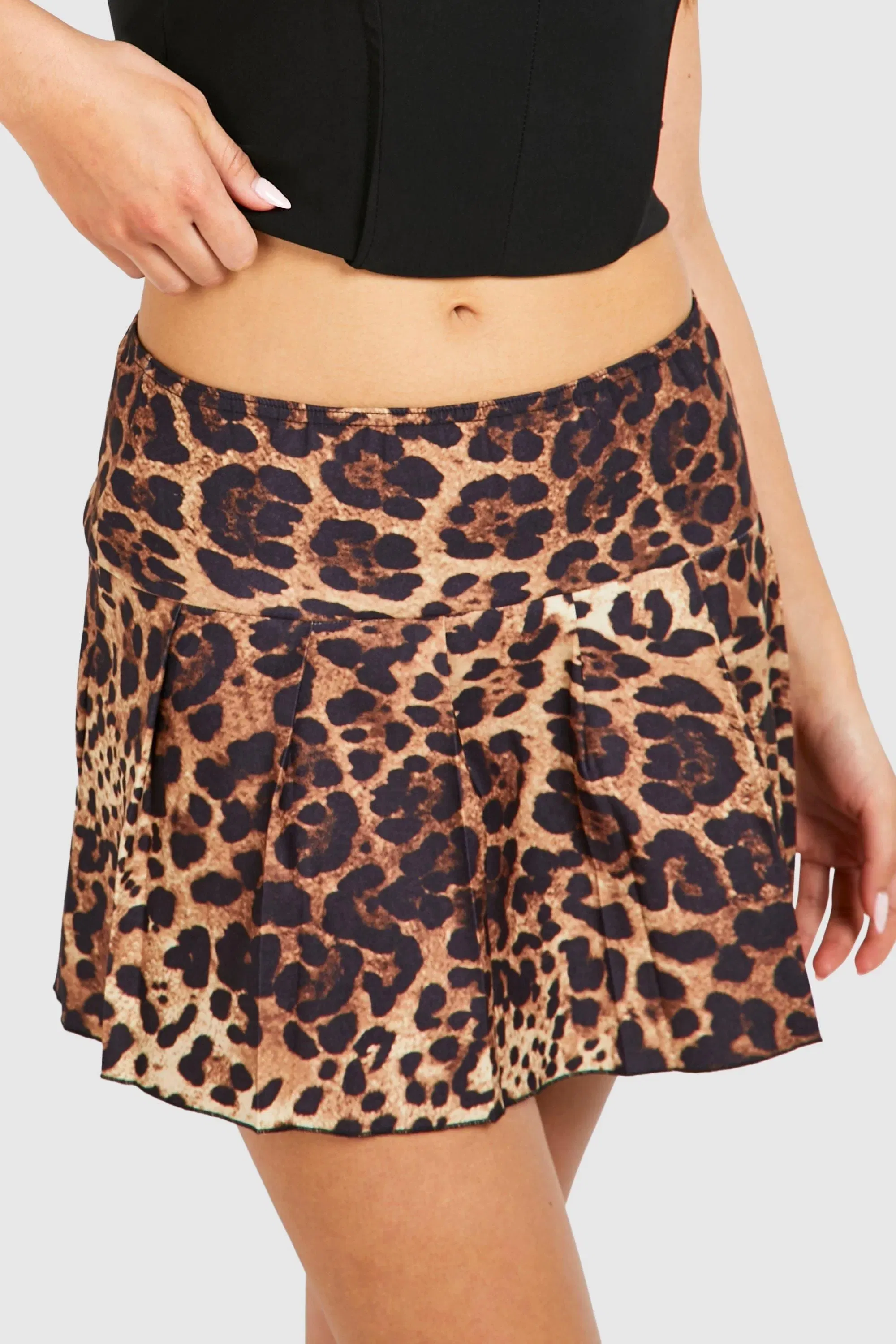 Low Rise Leopard Bengaline Pleated Mini Skirt