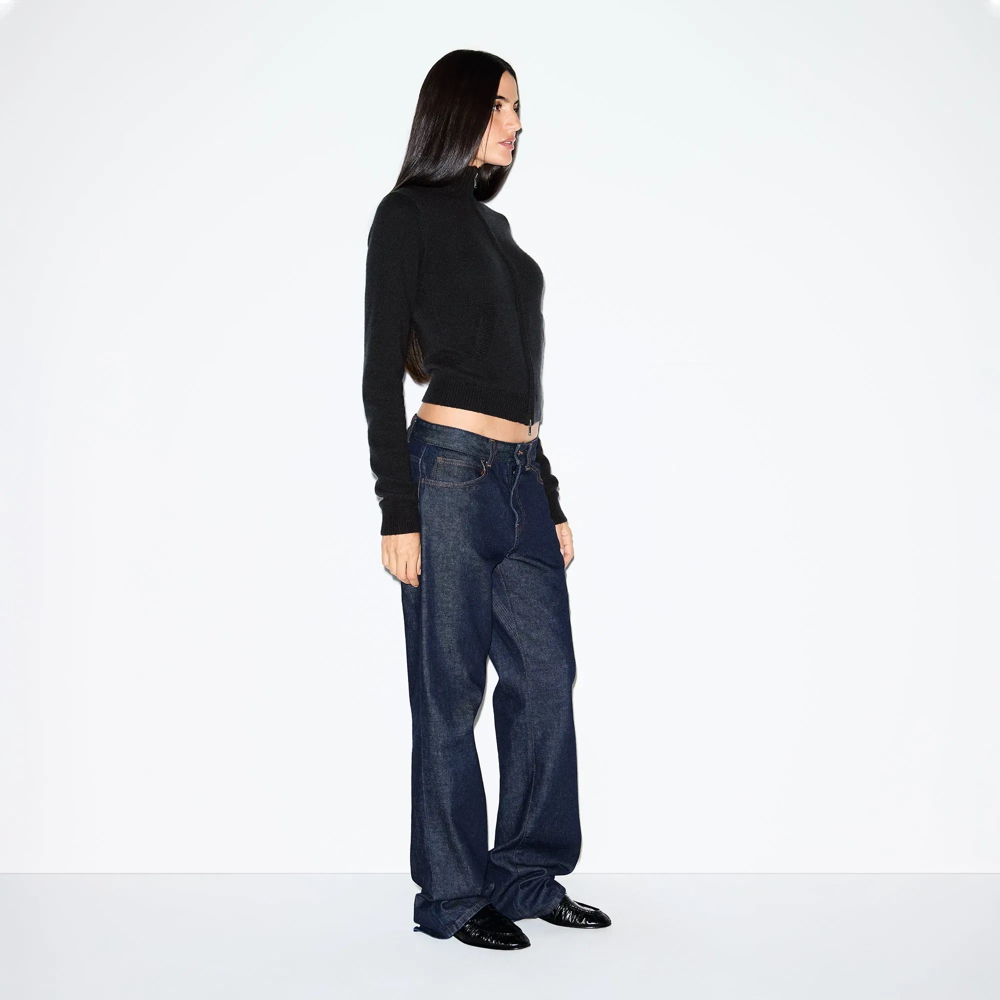 WOOL CASHMERE ZIP UP MOCK NECK SWEATER | ONYX
