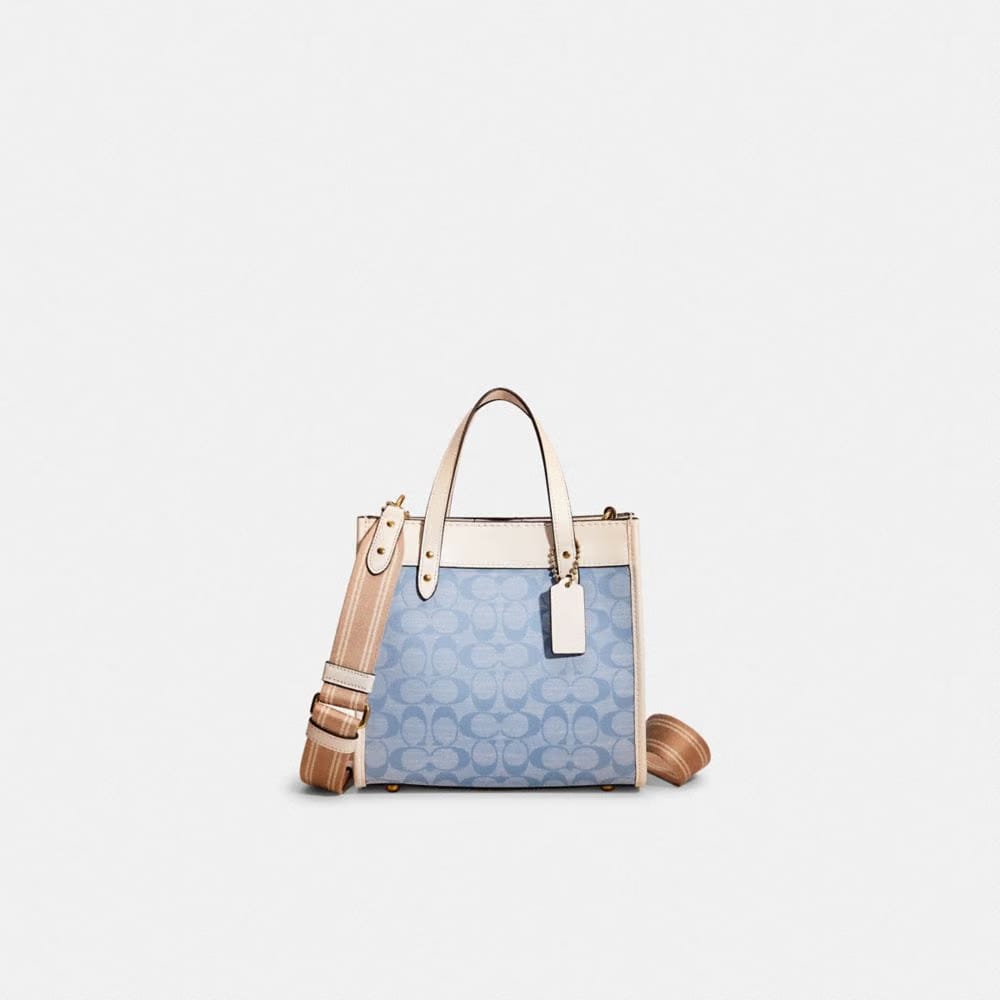 Restored Field Tote 22 In Signature Chambray