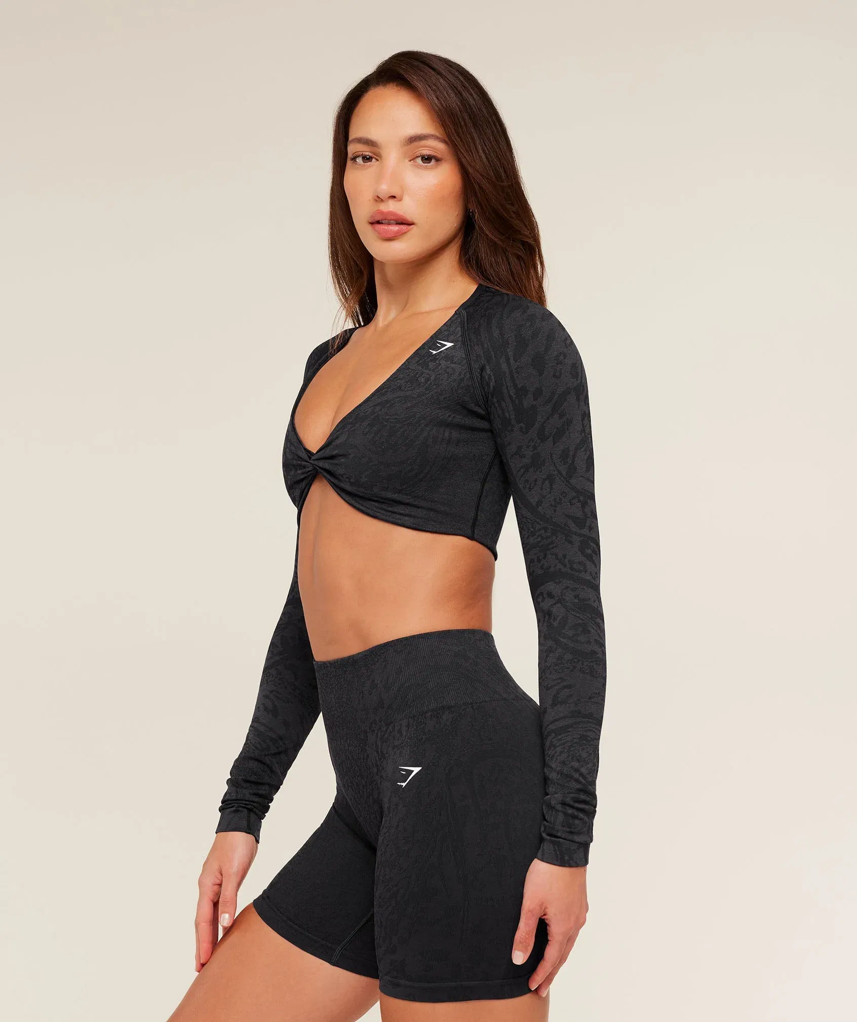 Gymshark Adapt Animal X Whitney Long Sleeve Crop Top - Black/Asphalt Grey