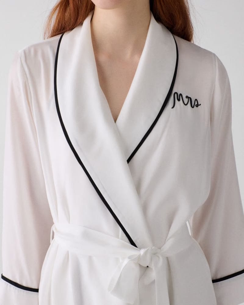 Mrs Short Robe