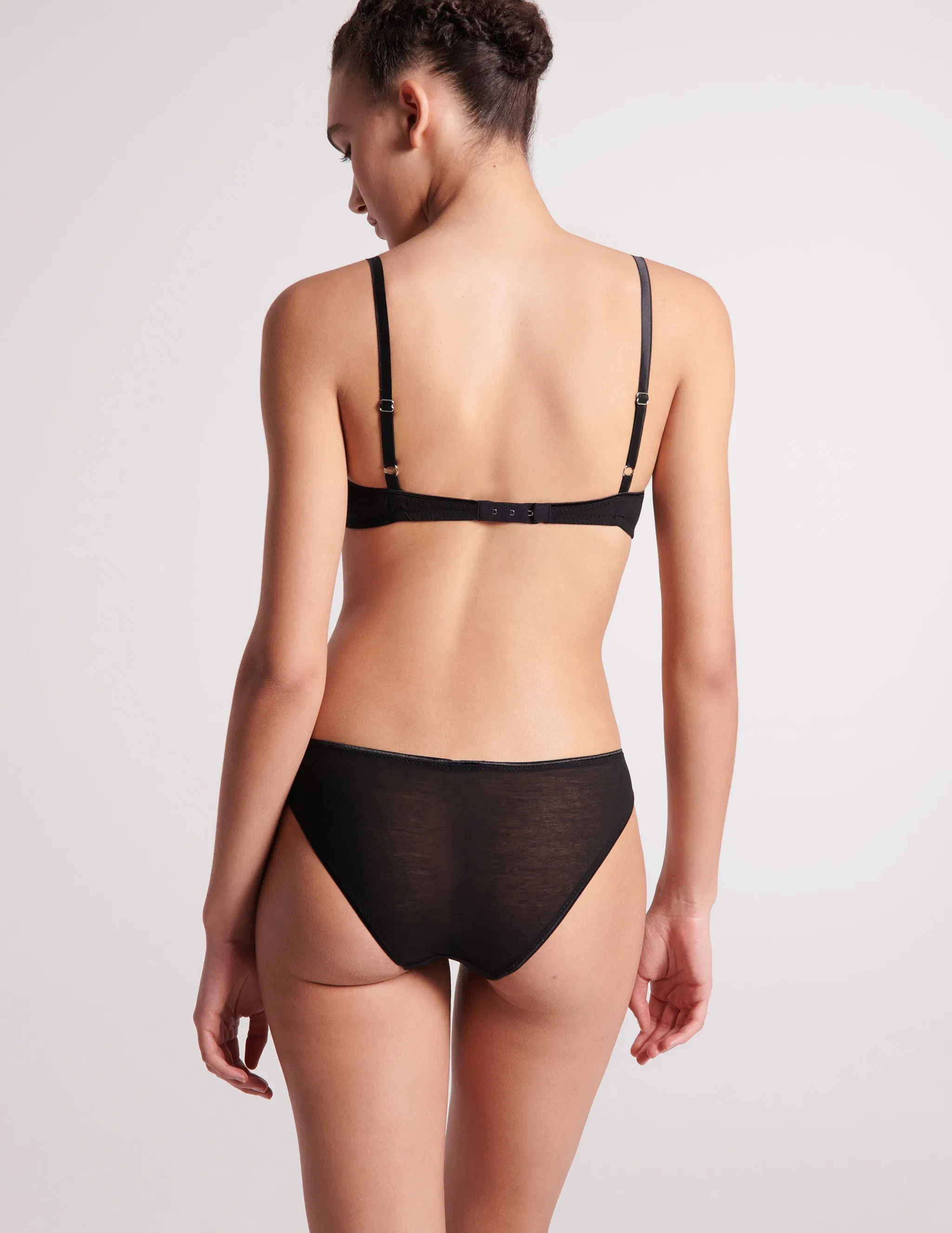 Uma Bralette Black