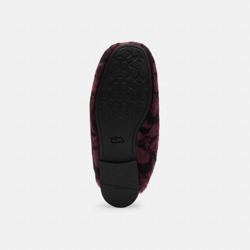 Slipper In Signature Shearling