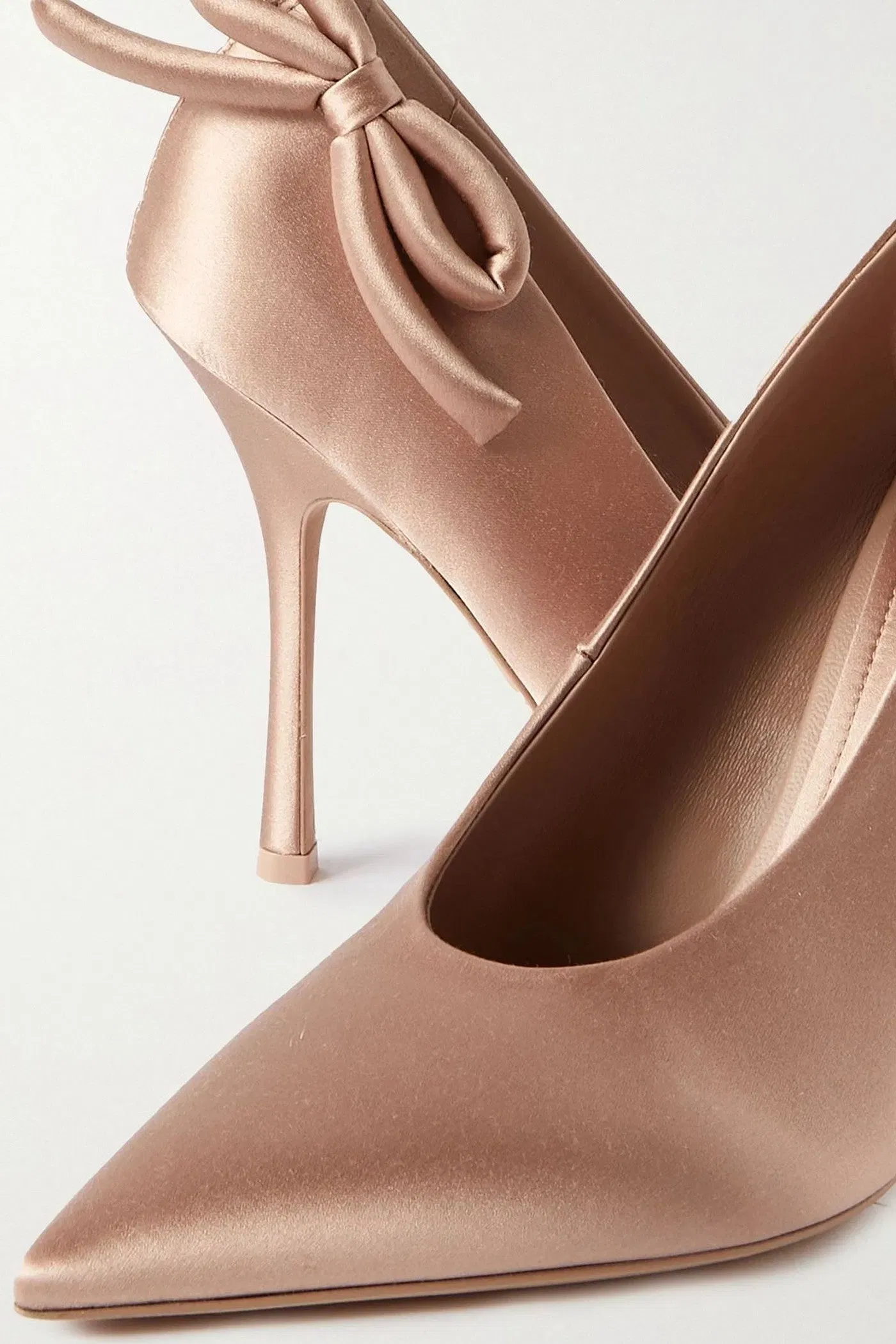 Valentino Garavani Nite-Out 110 Bow-Detailed Cutout Satin Pumps Blush Women's