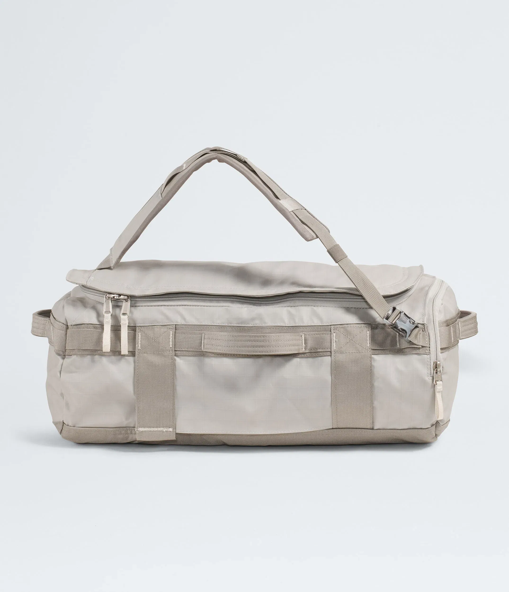 The North Face Base Camp™ Voyager Duffel—32L Soapstone