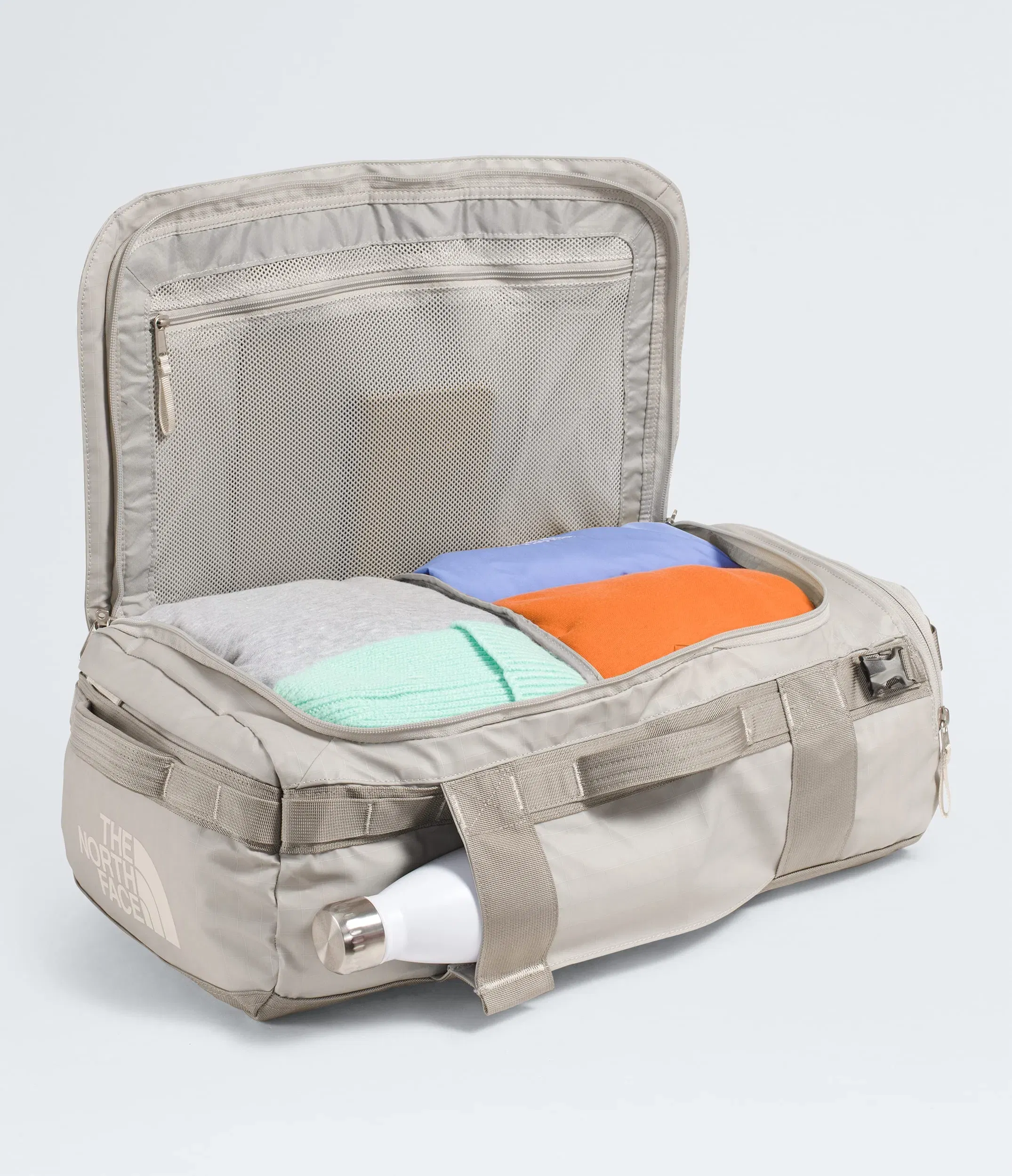 The North Face Base Camp™ Voyager Duffel—32L Soapstone