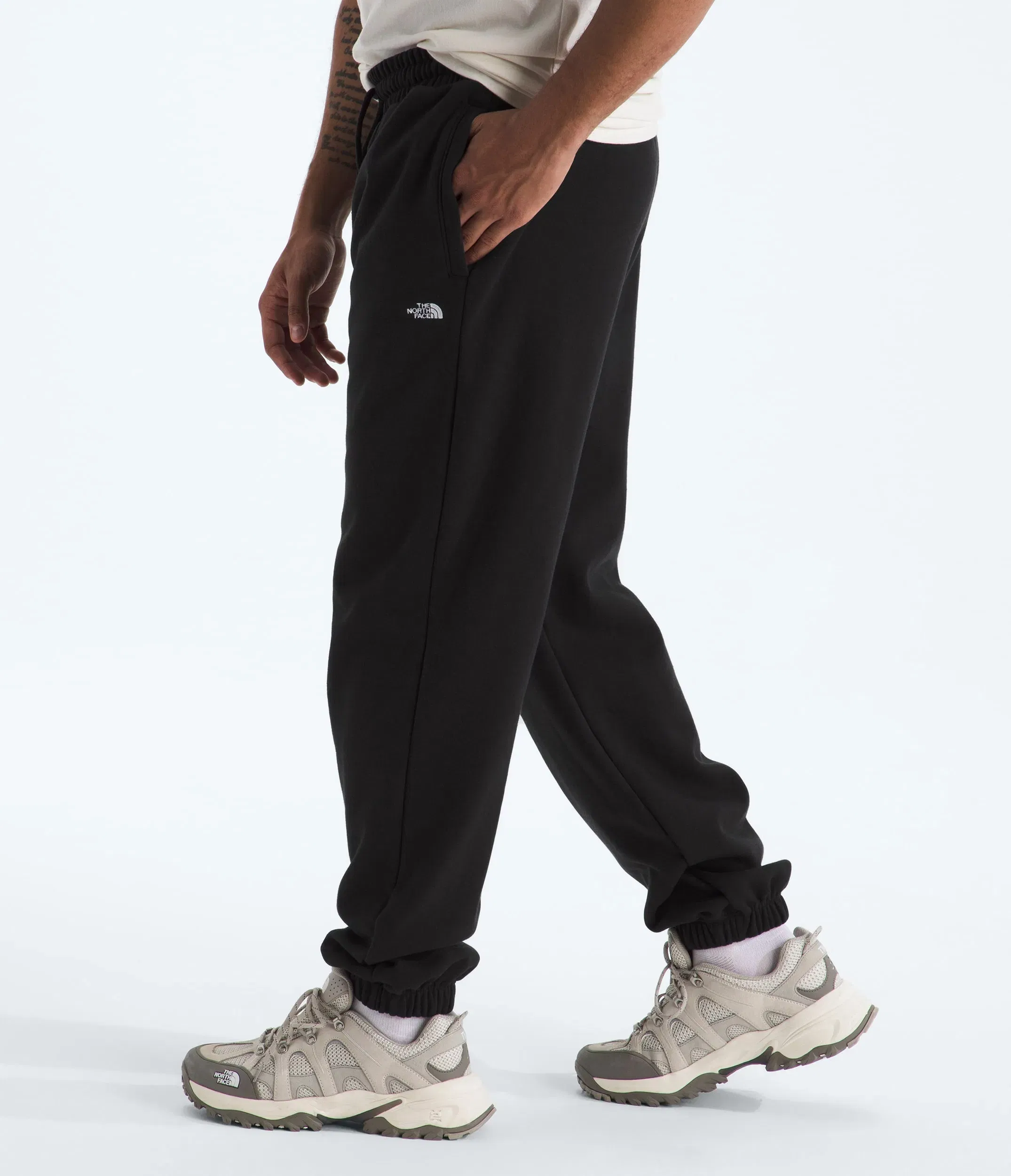 The North Face Men’s TNF™ Essential Simple Dome Relaxed Pants TNF Black