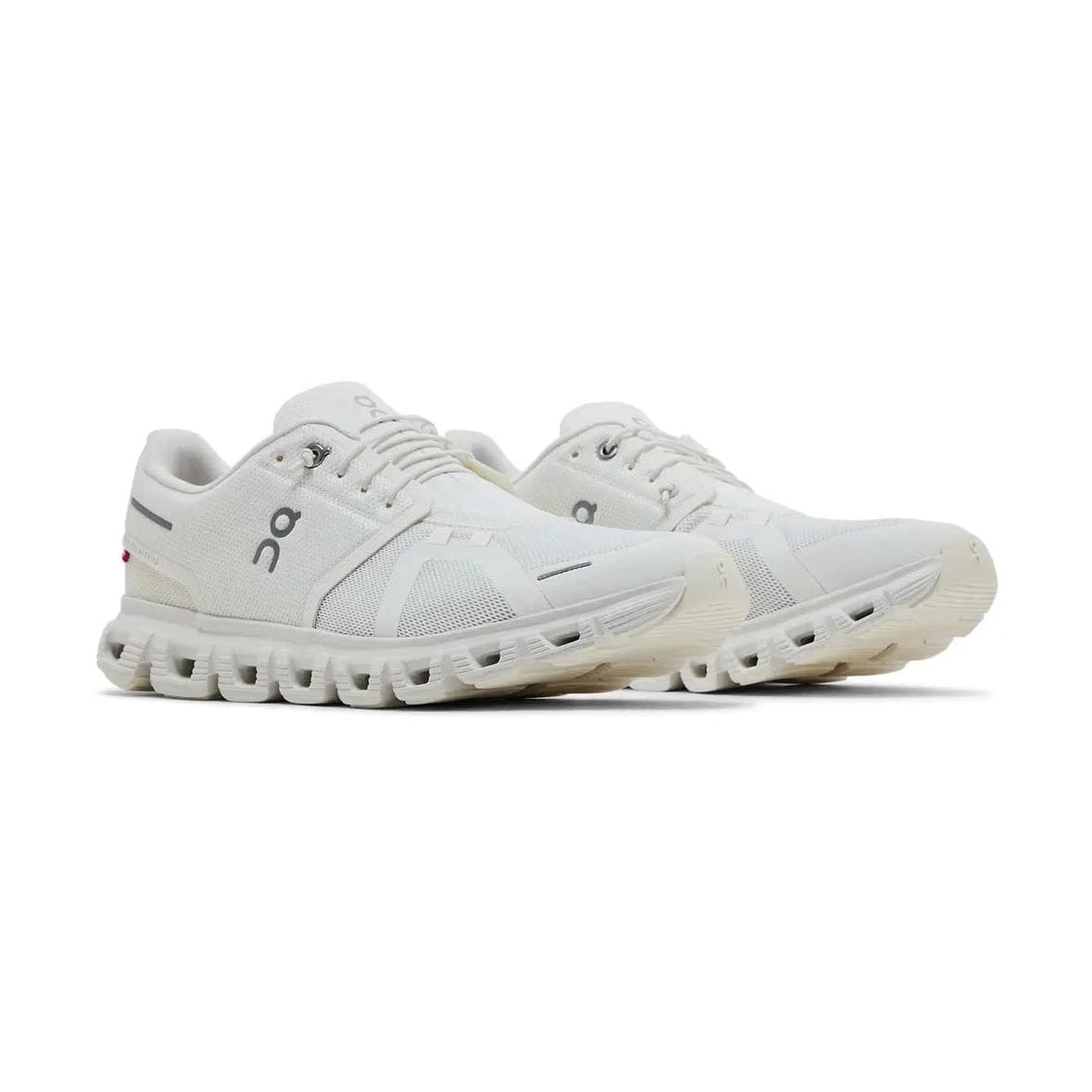 ON Cloud 6 'Triple White'