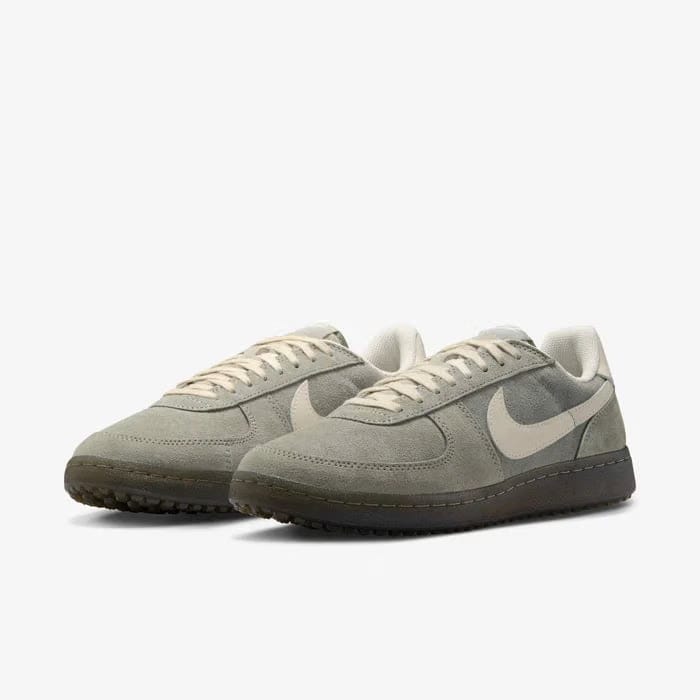 Nike Field General 82 'Light Army Natural'