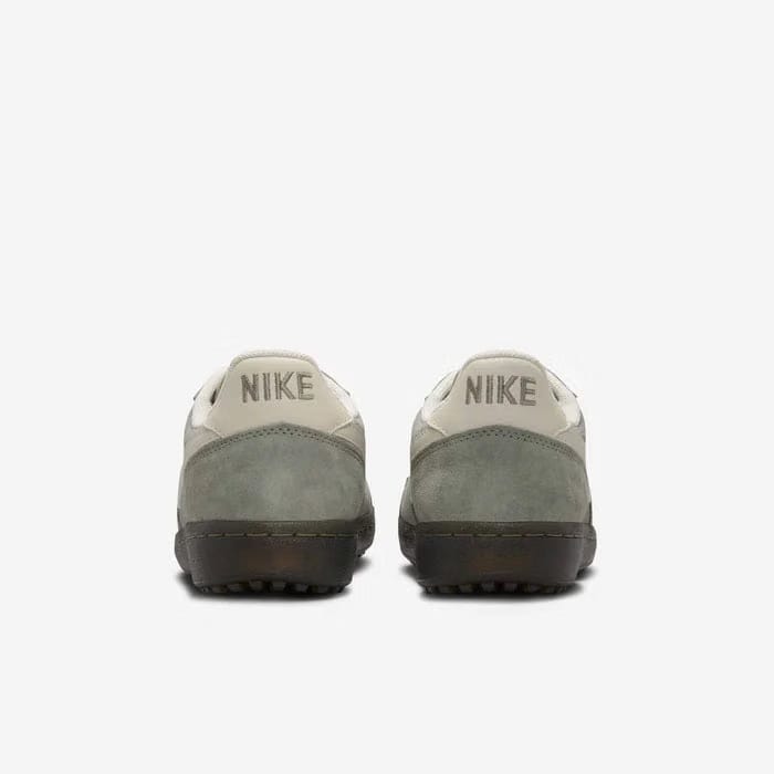 Nike Field General 82 'Light Army Natural'