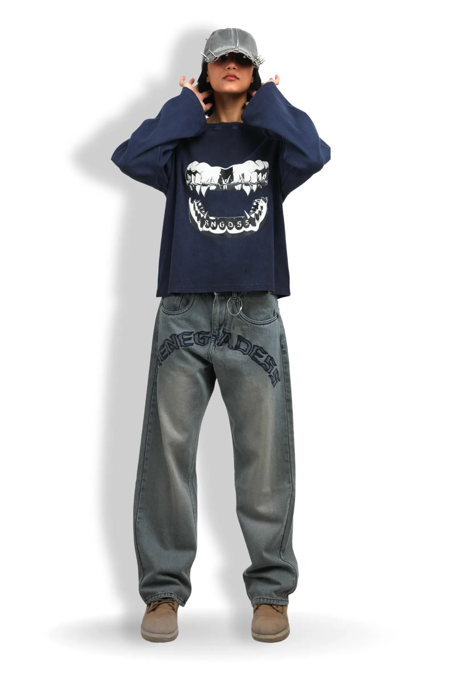 Escaped Fangs Pullover