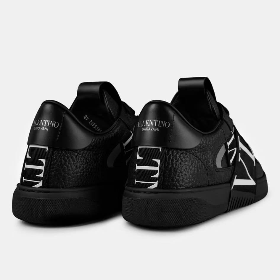 VALENTINO GARAVANI Vltn Low Sneakers 'Nero'